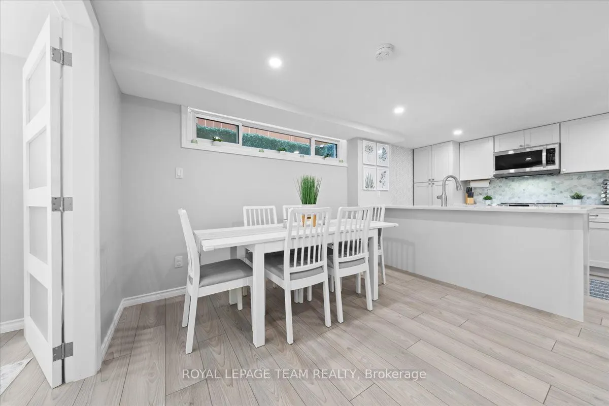 1844 Greenacre Crescent