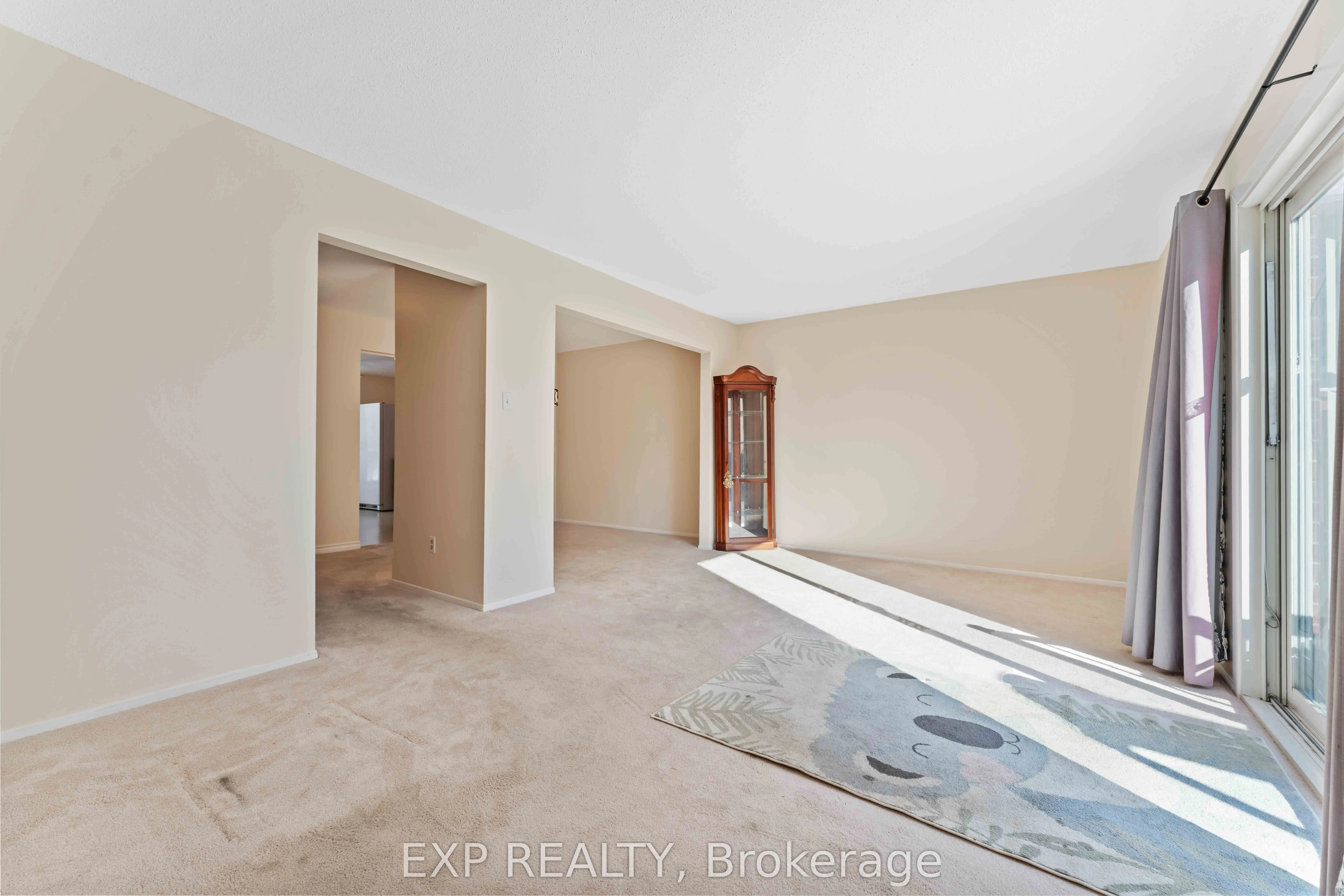 820 CAHILL Drive W #38