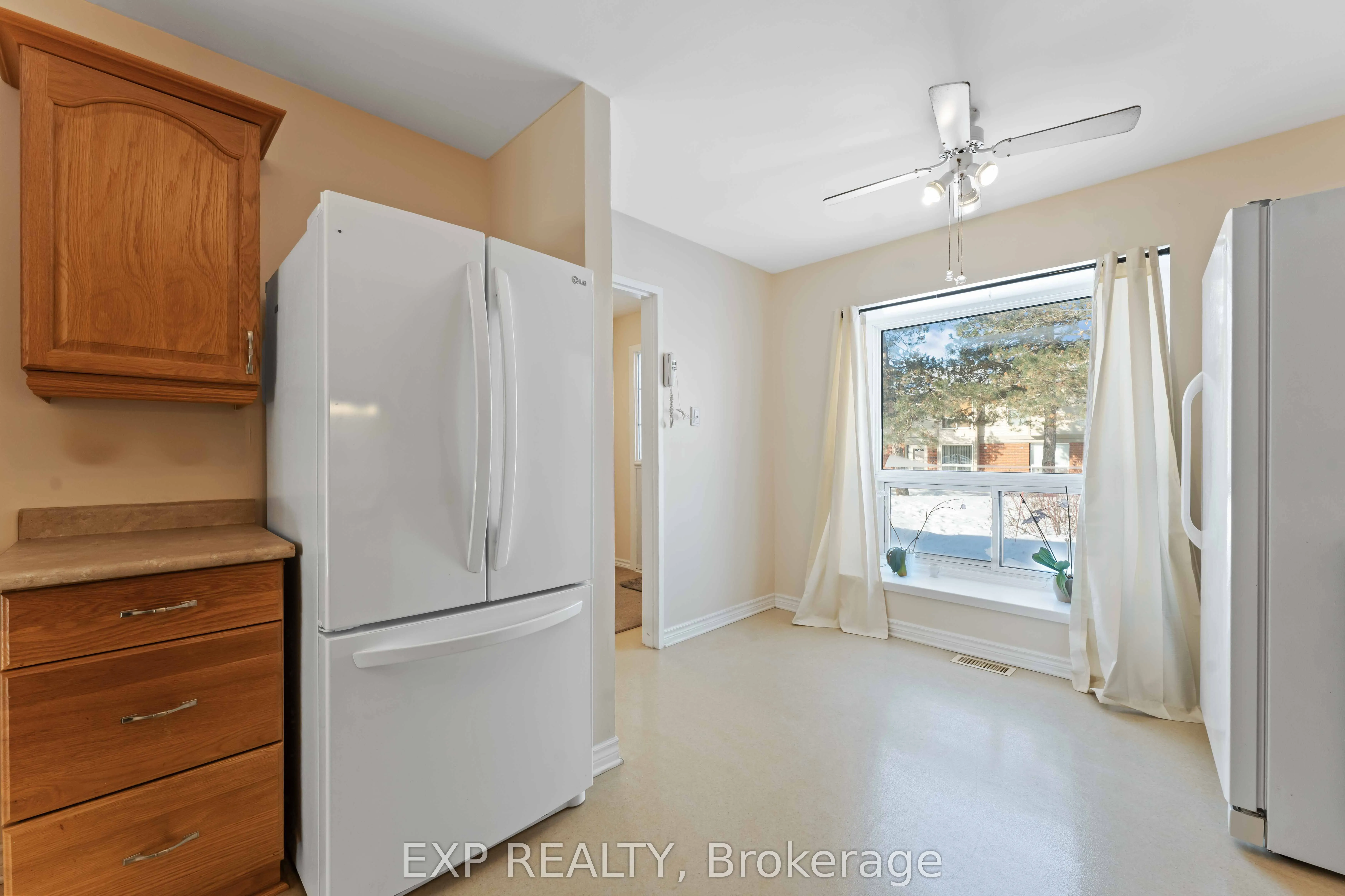 820 CAHILL Drive W #38