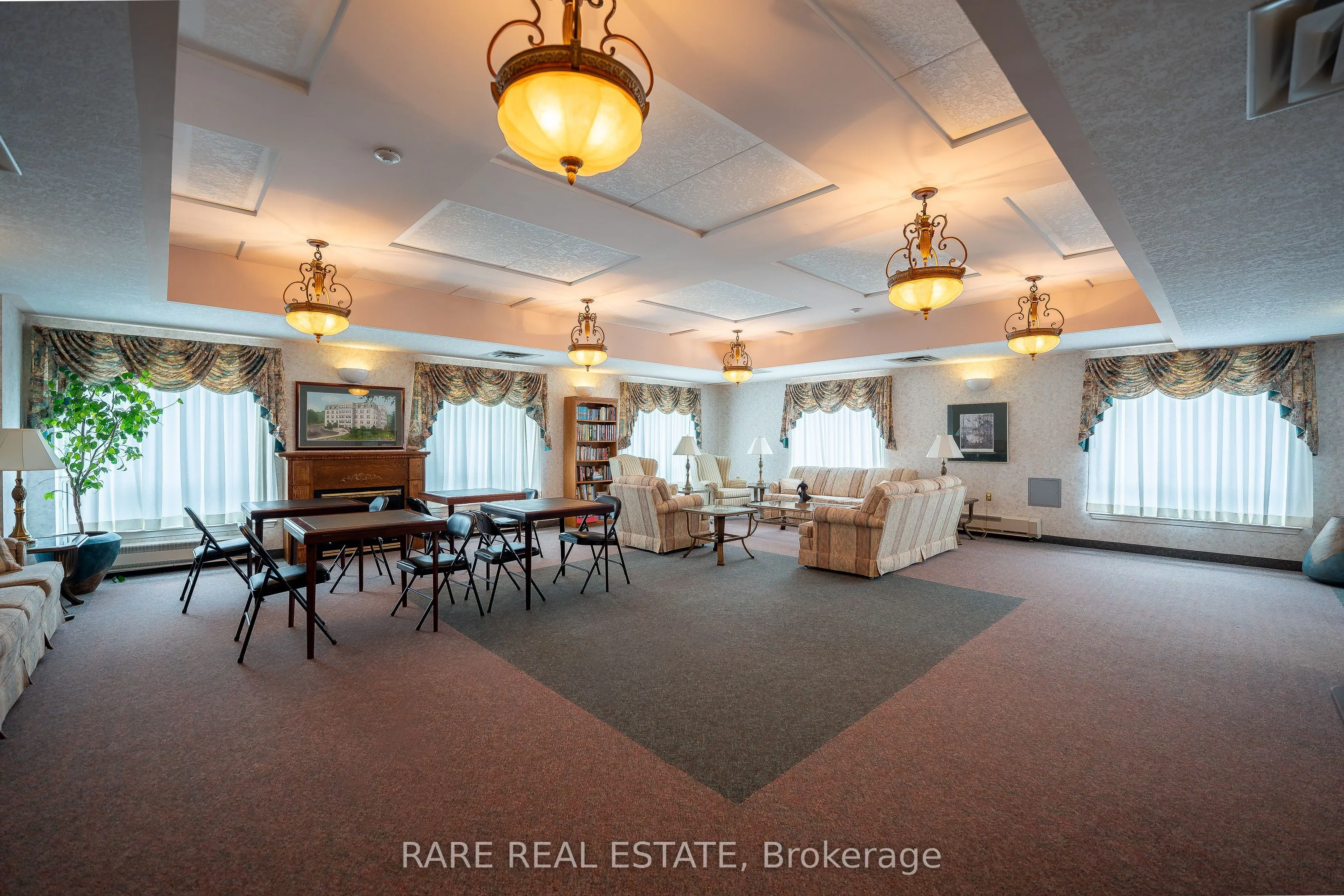 405 Erb Street W #403