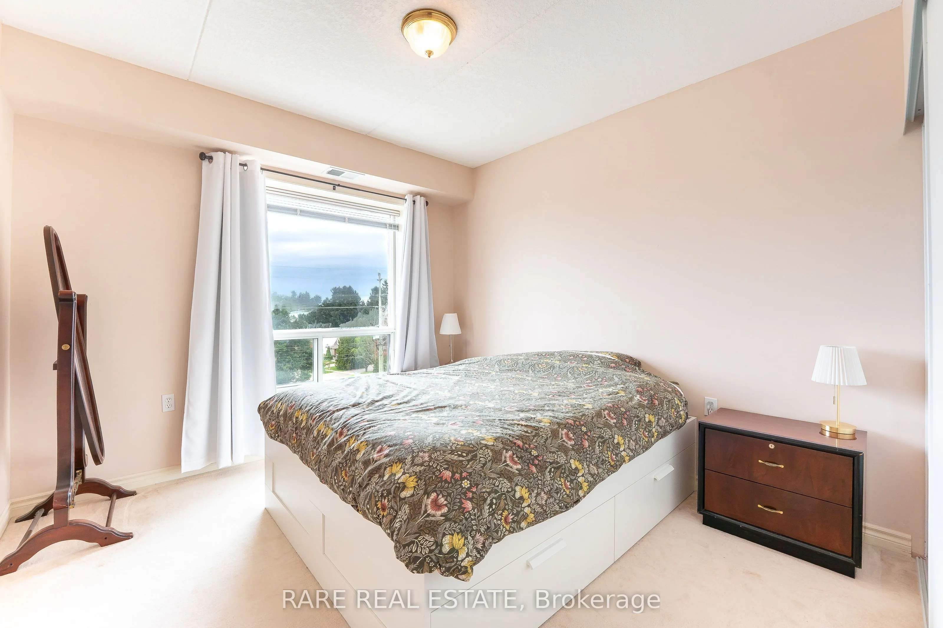 405 Erb Street W #403