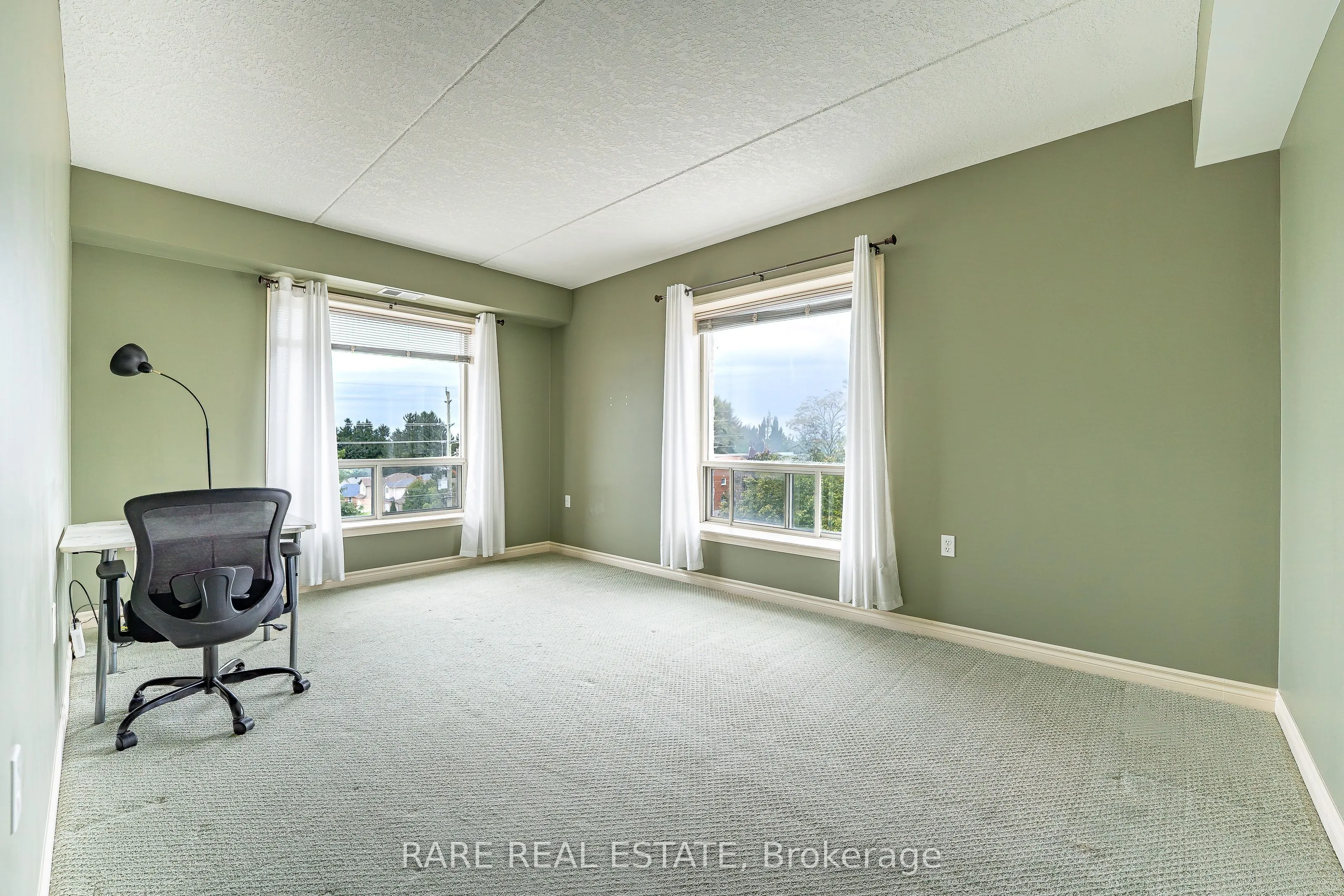 405 Erb Street W #403