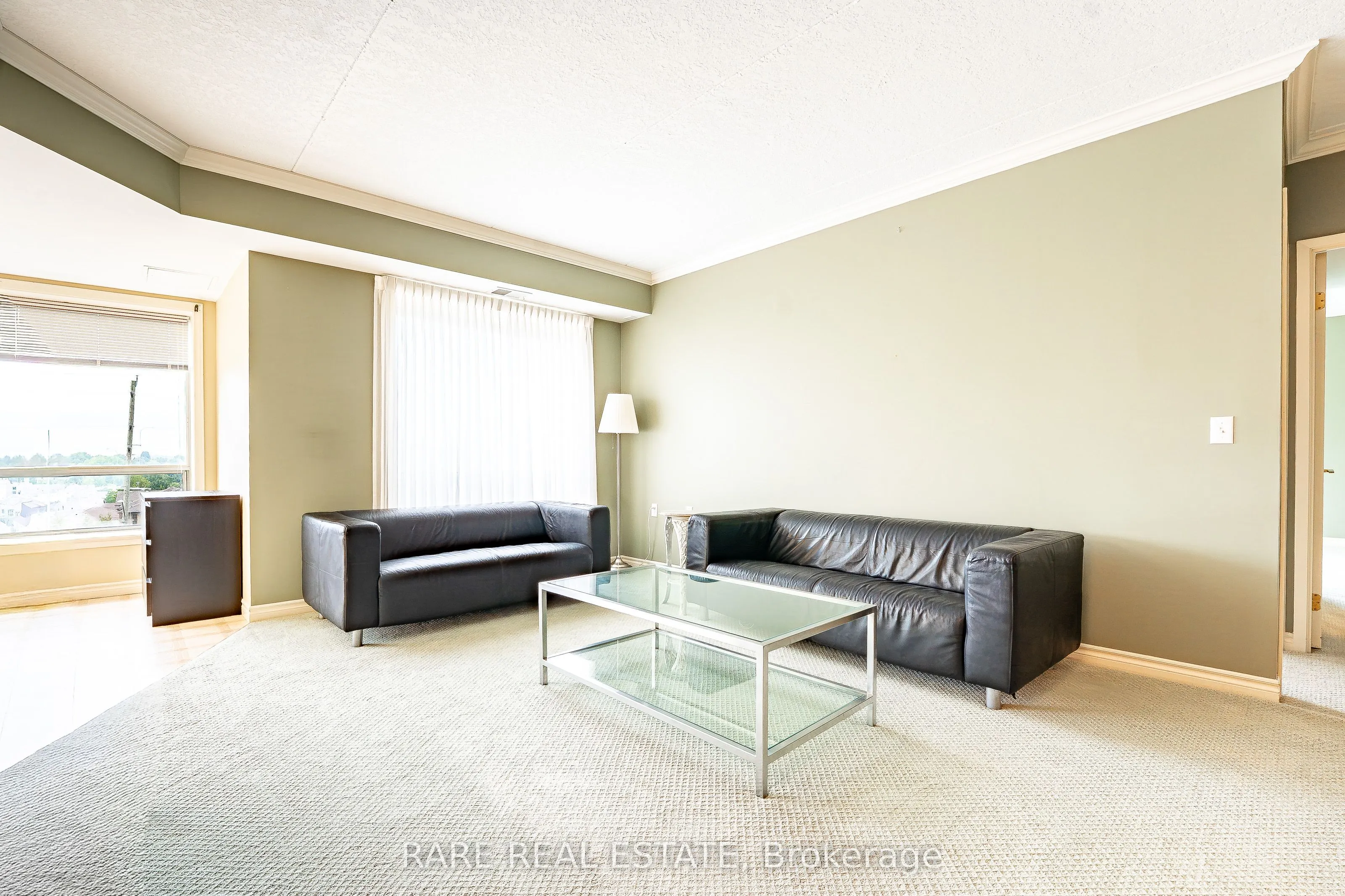 405 Erb Street W #403