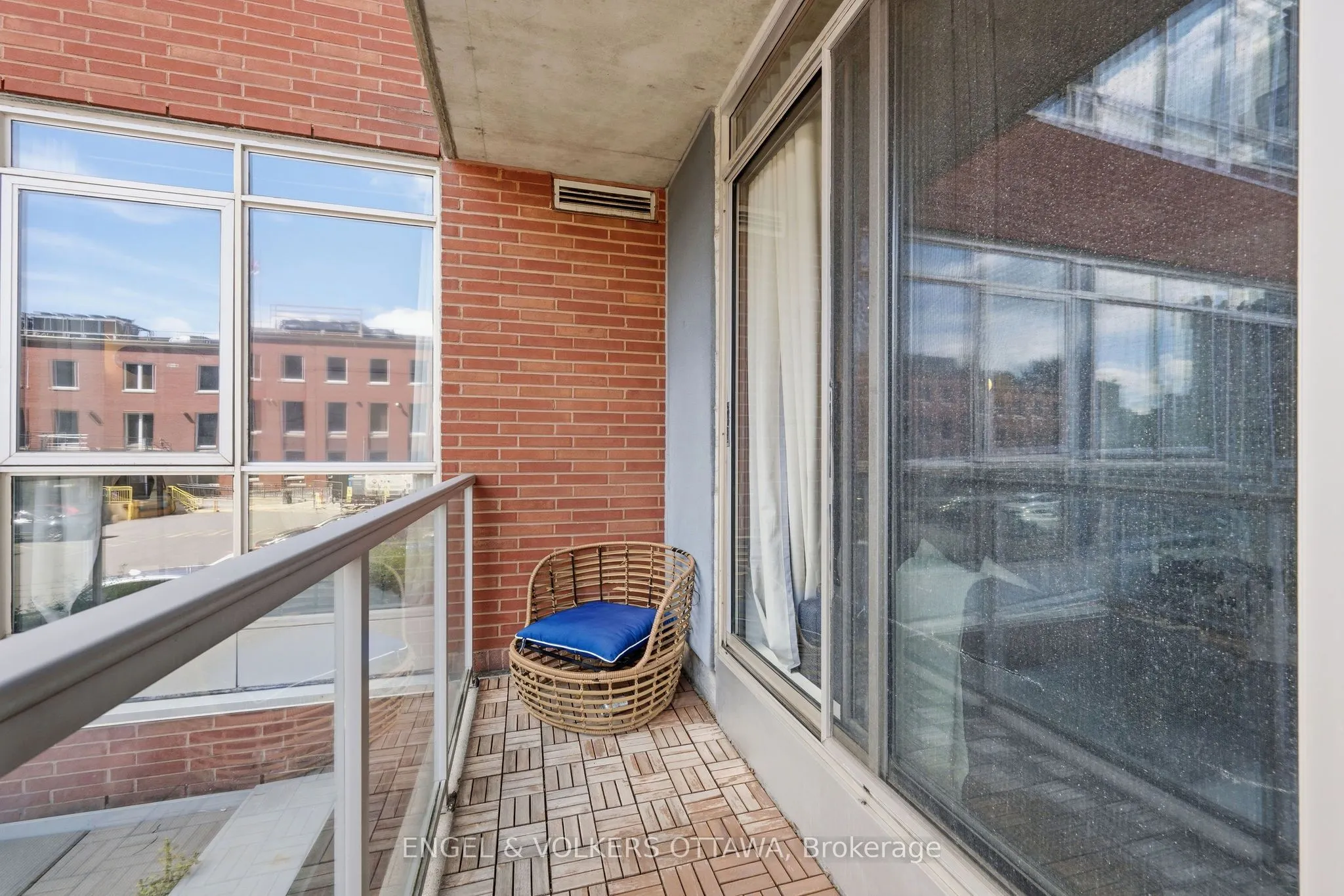 180 York Street #207