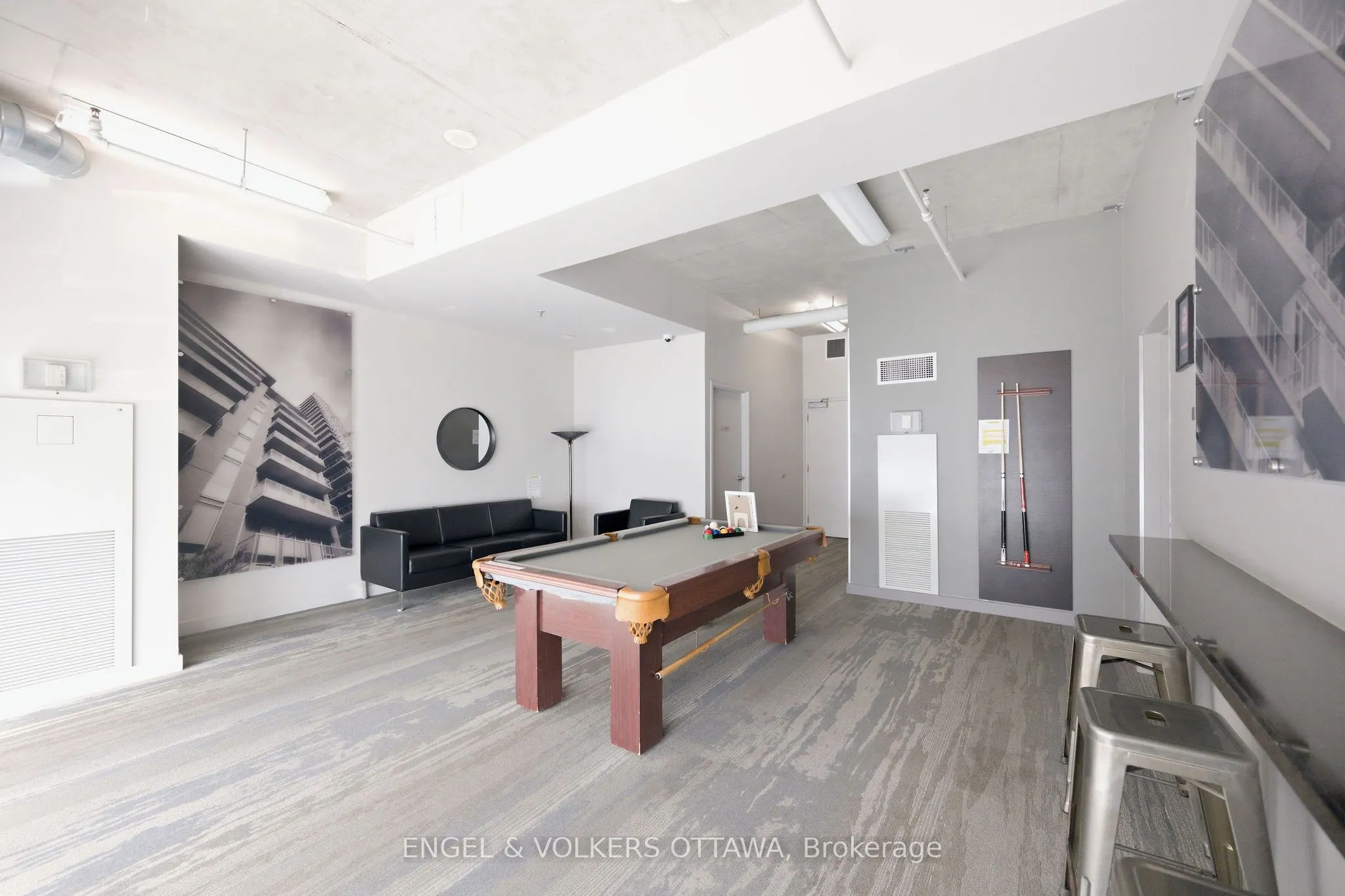 180 York Street #207