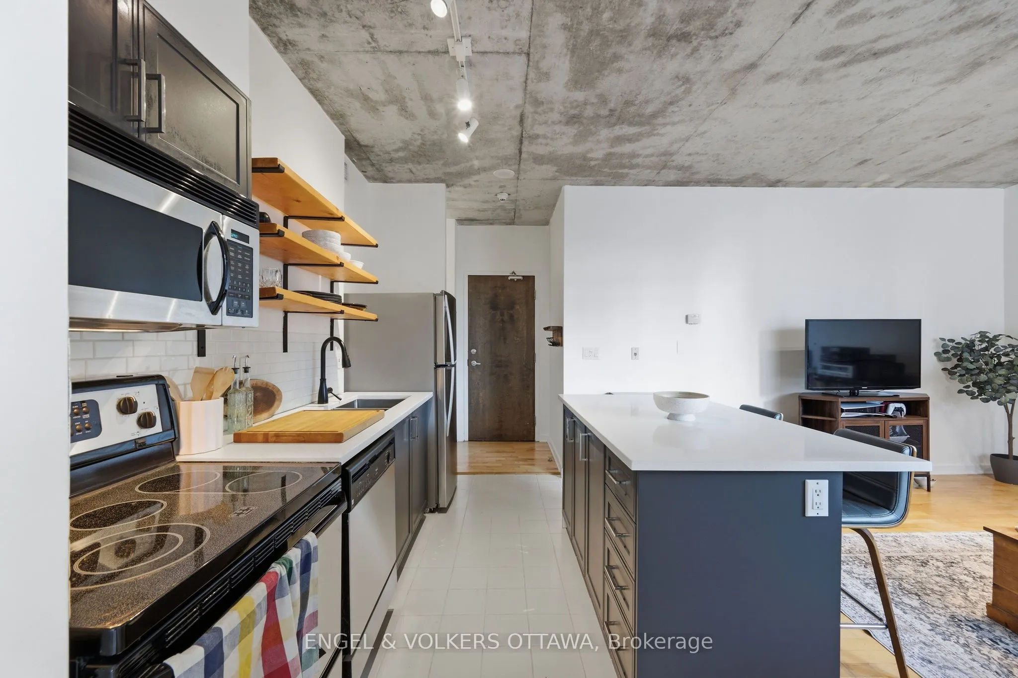 180 York Street #207