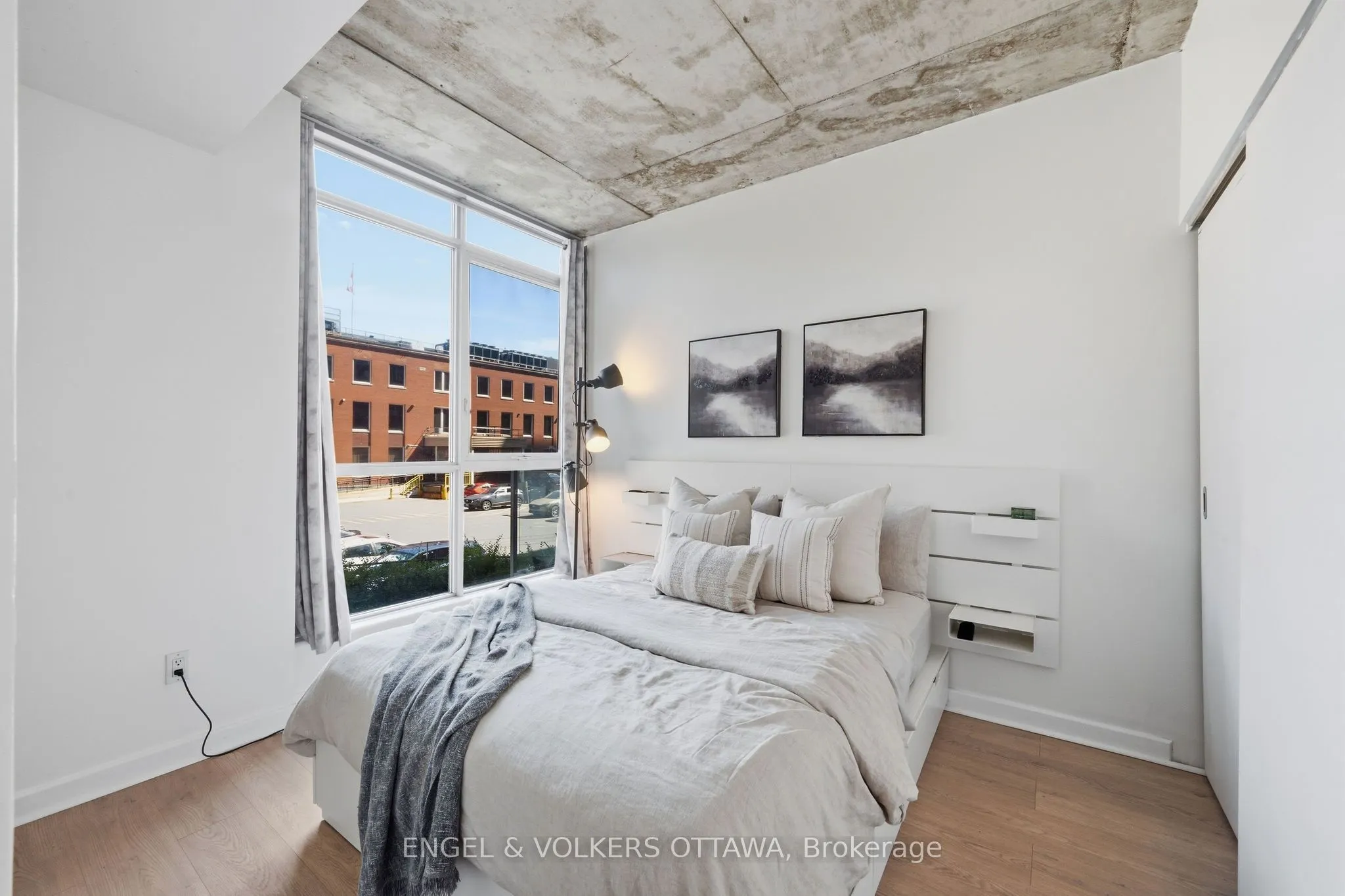 180 York Street #207