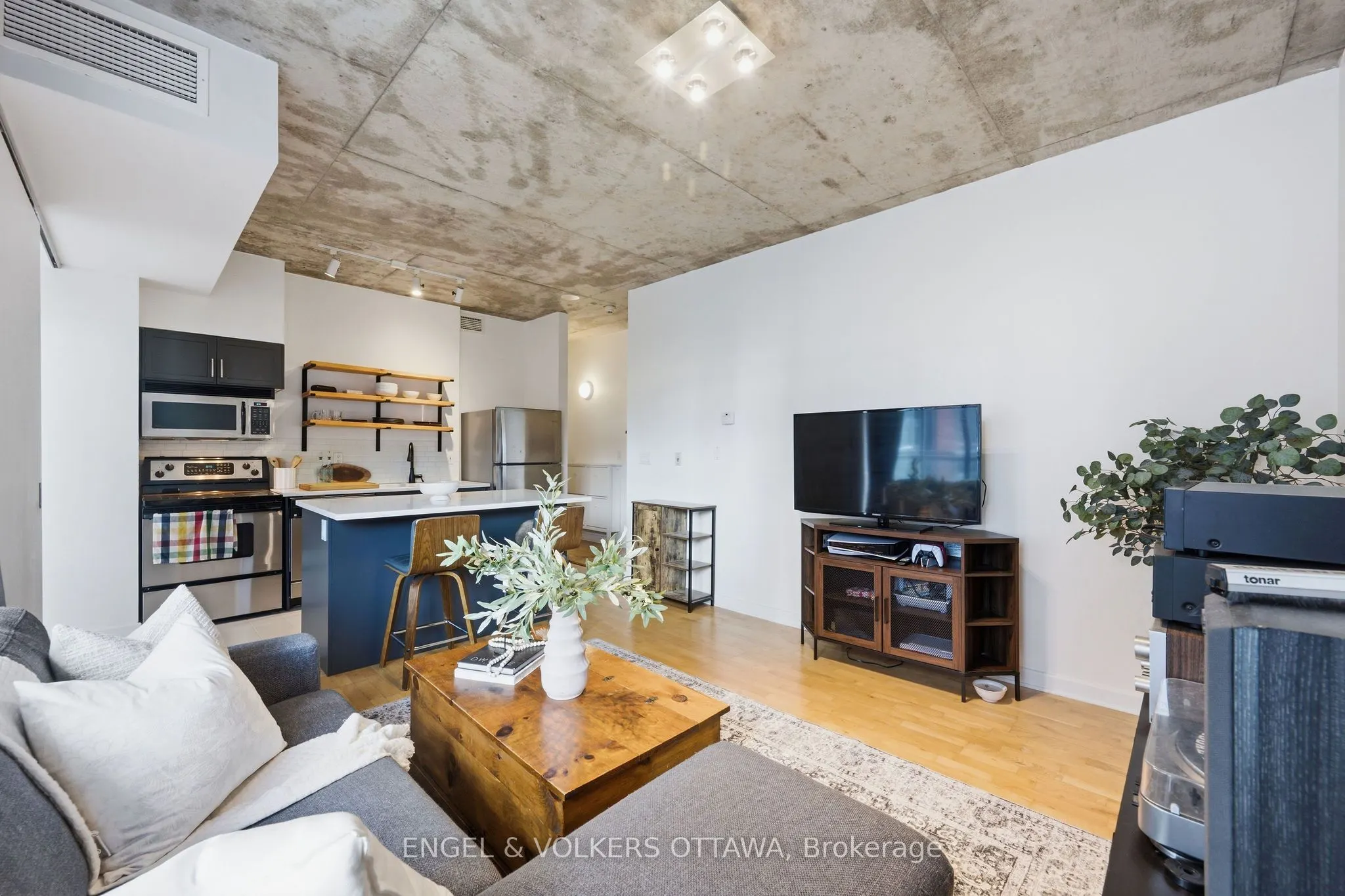 180 York Street #207
