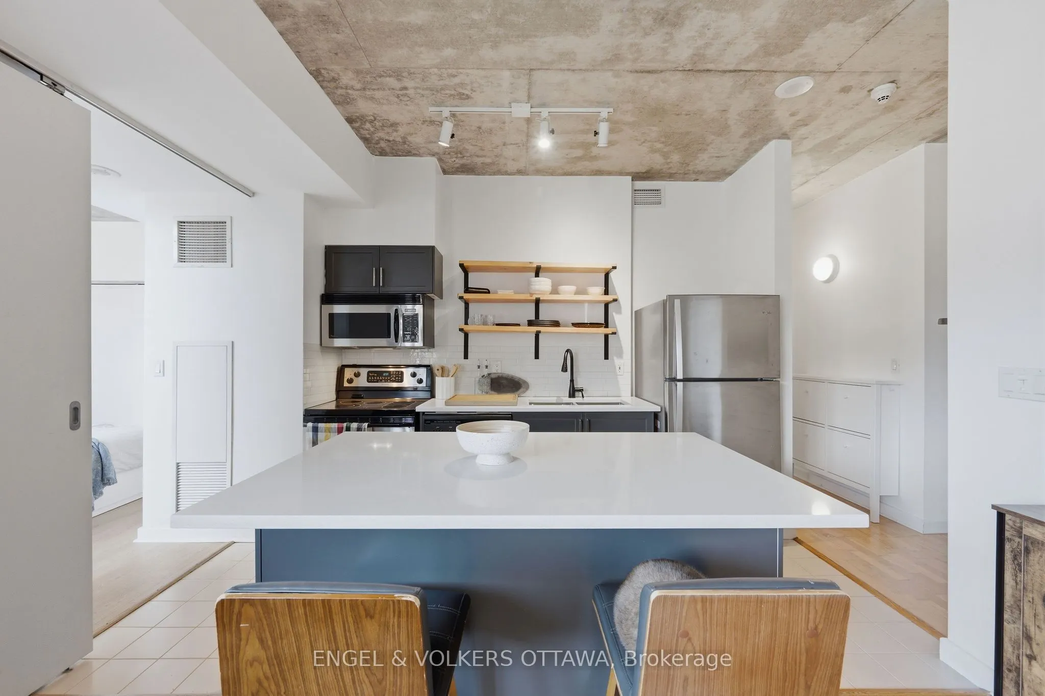 180 York Street #207
