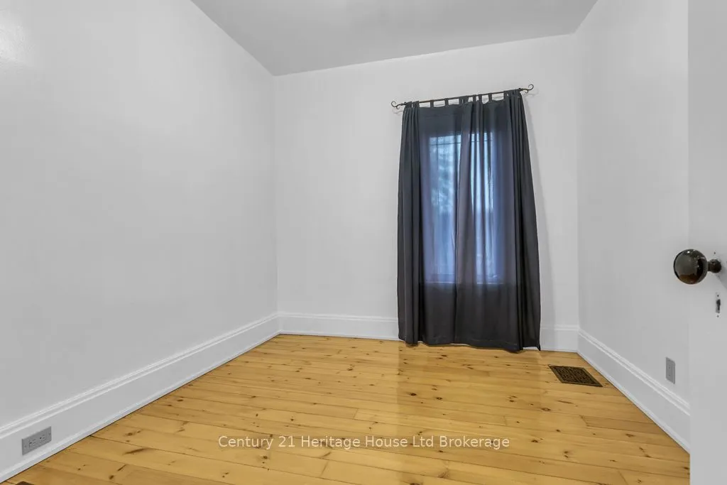 37 Church Street E