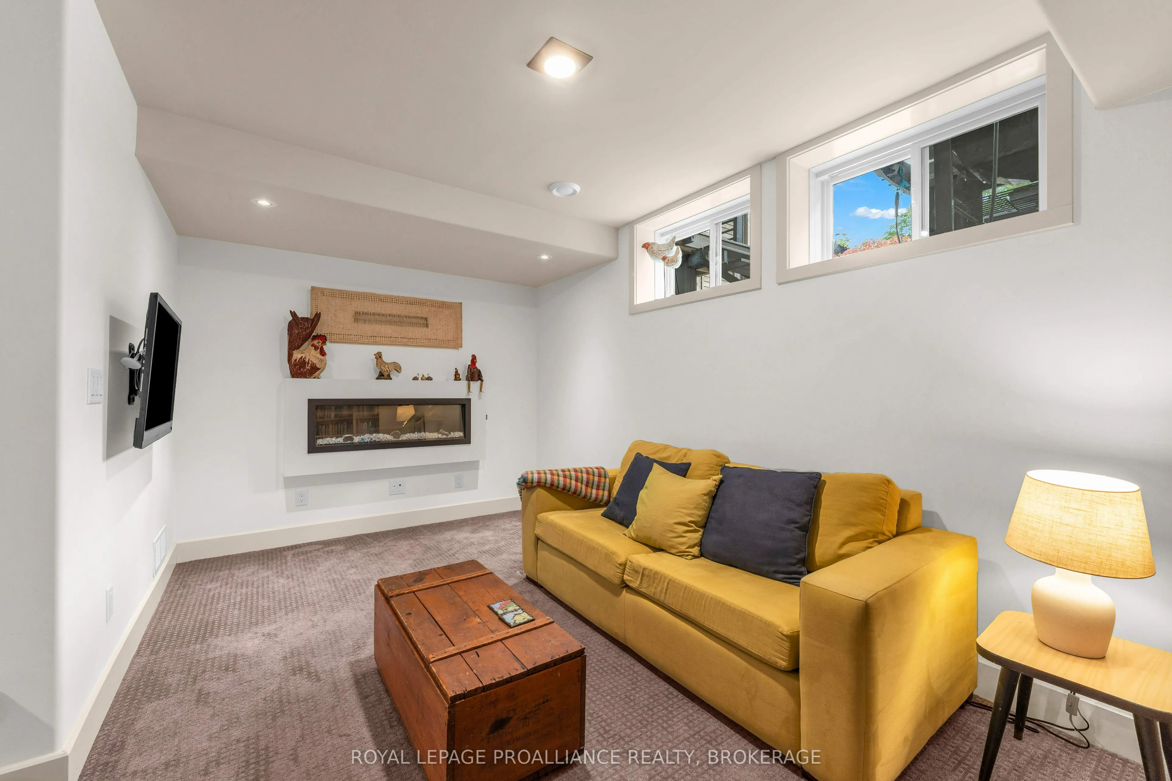 12 Drummond Street
