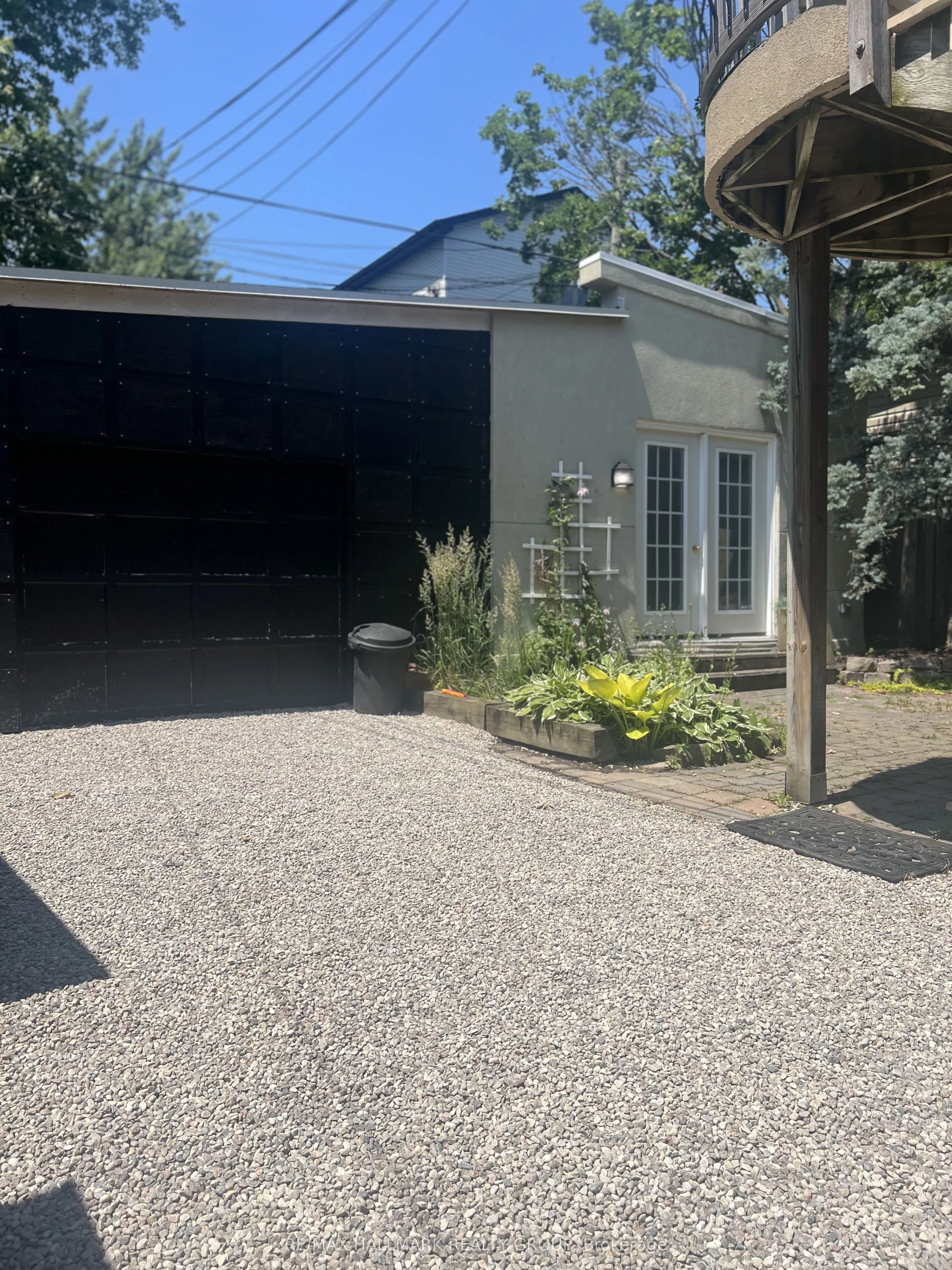 55 Ivy Crescent
