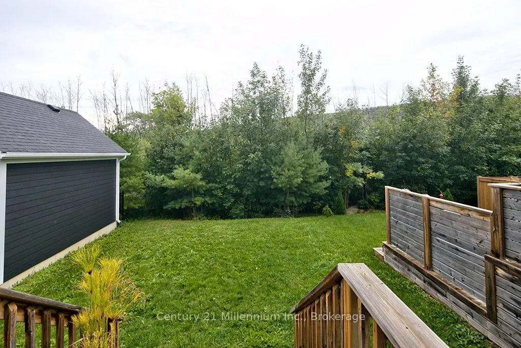 214 Yellow Birch Crescent