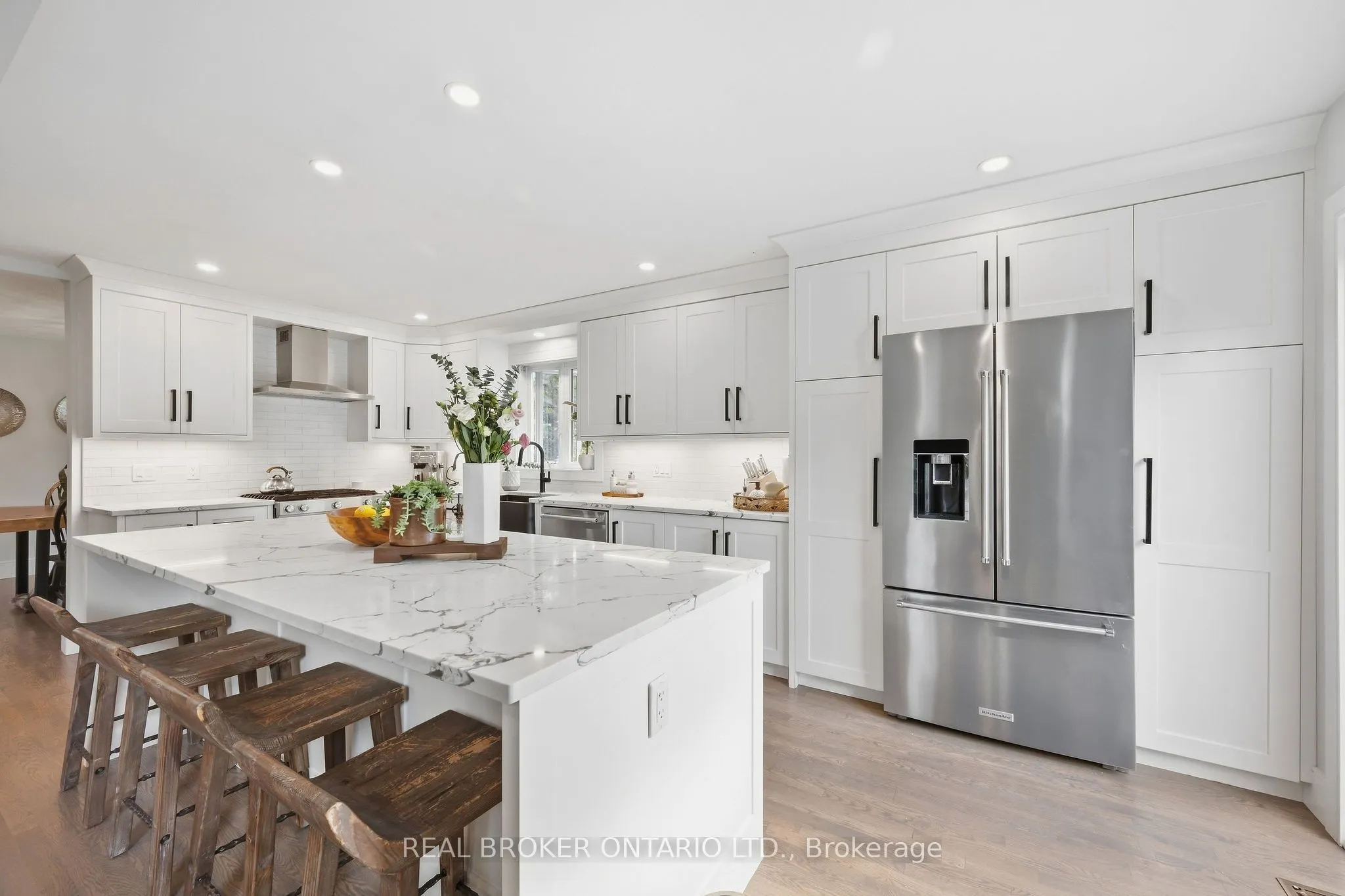 8 Sawgrass Circle