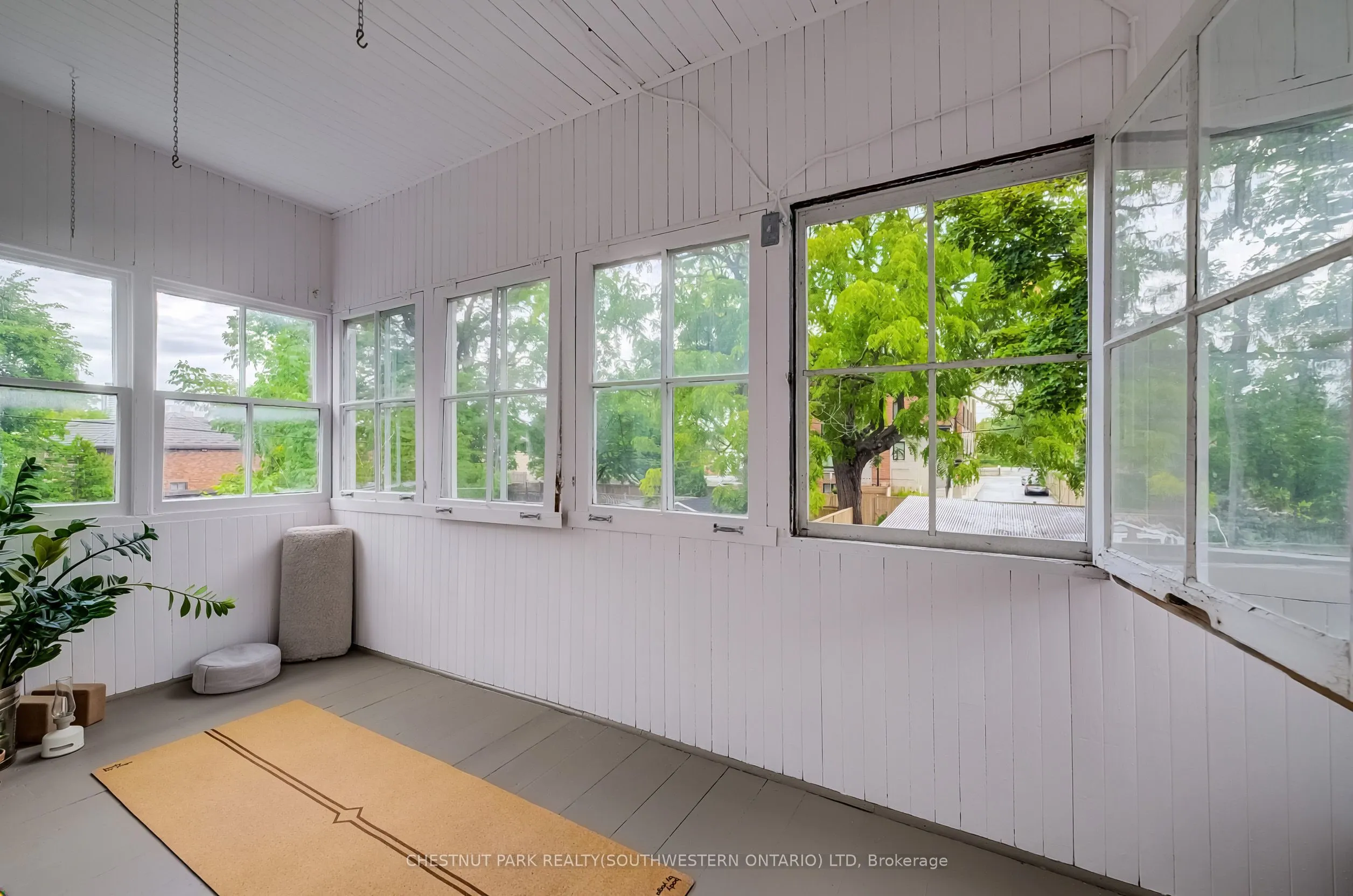 22 Maynard Avenue