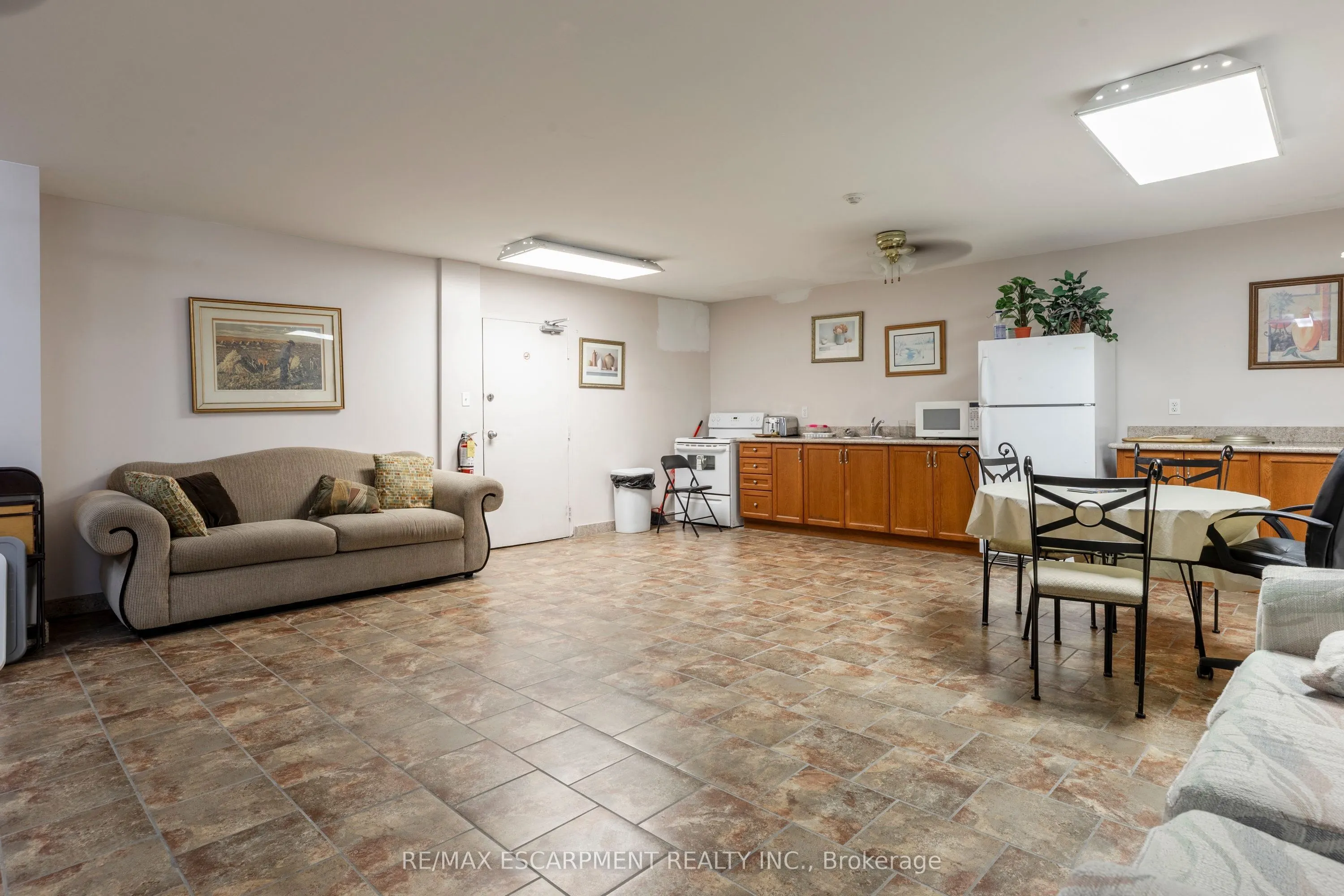 793 Colborne Street E #508