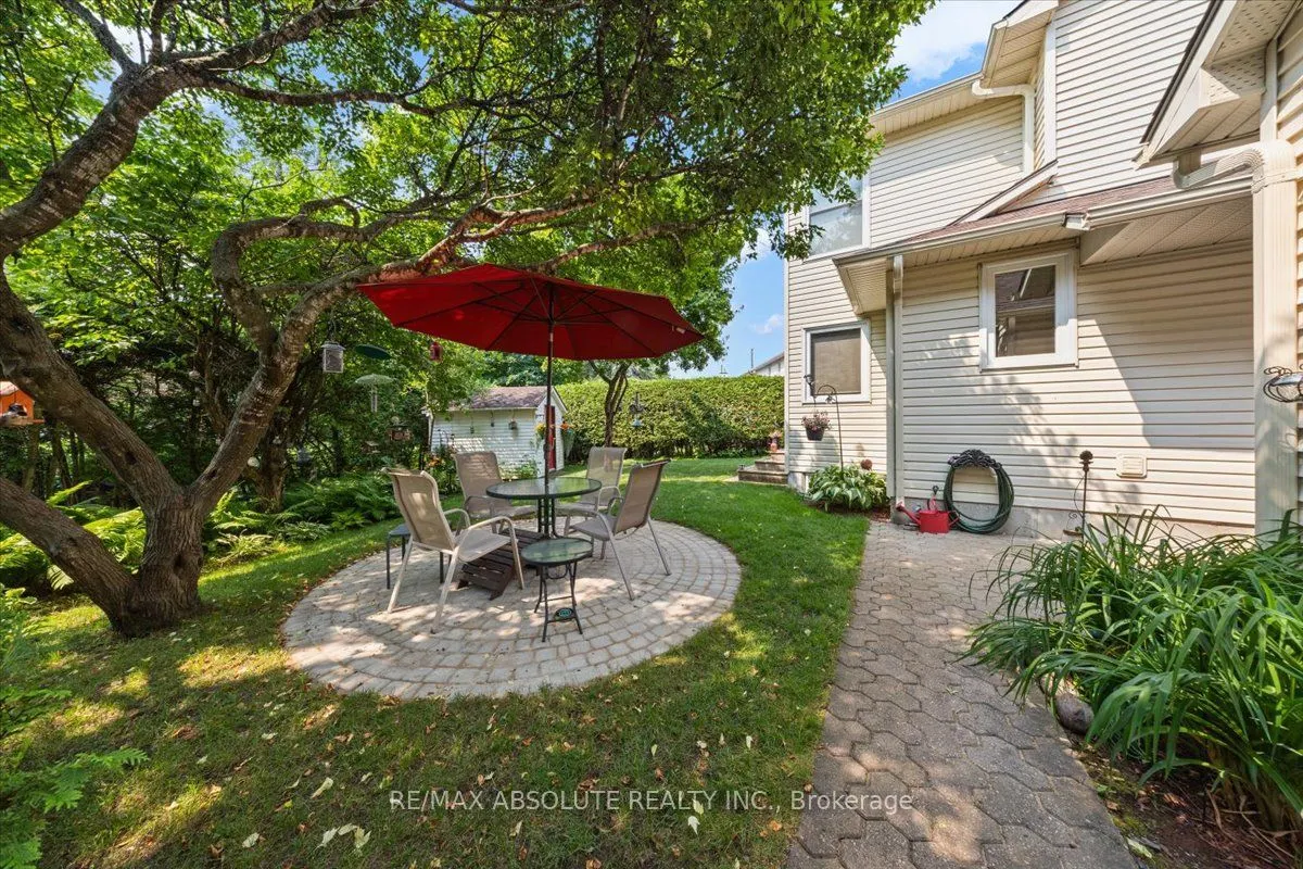 309 Liard Street