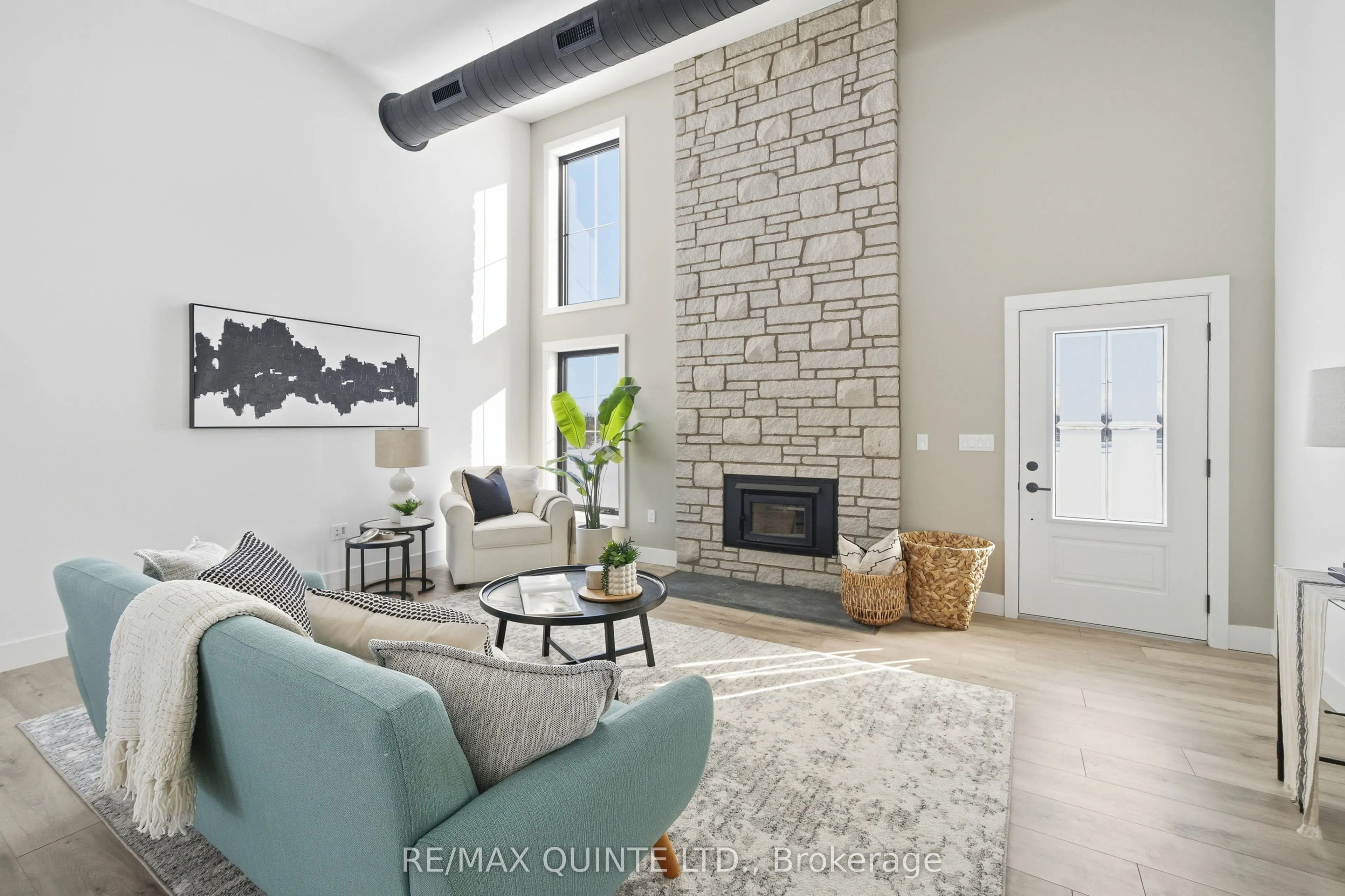 225 Mitchells Crossroad