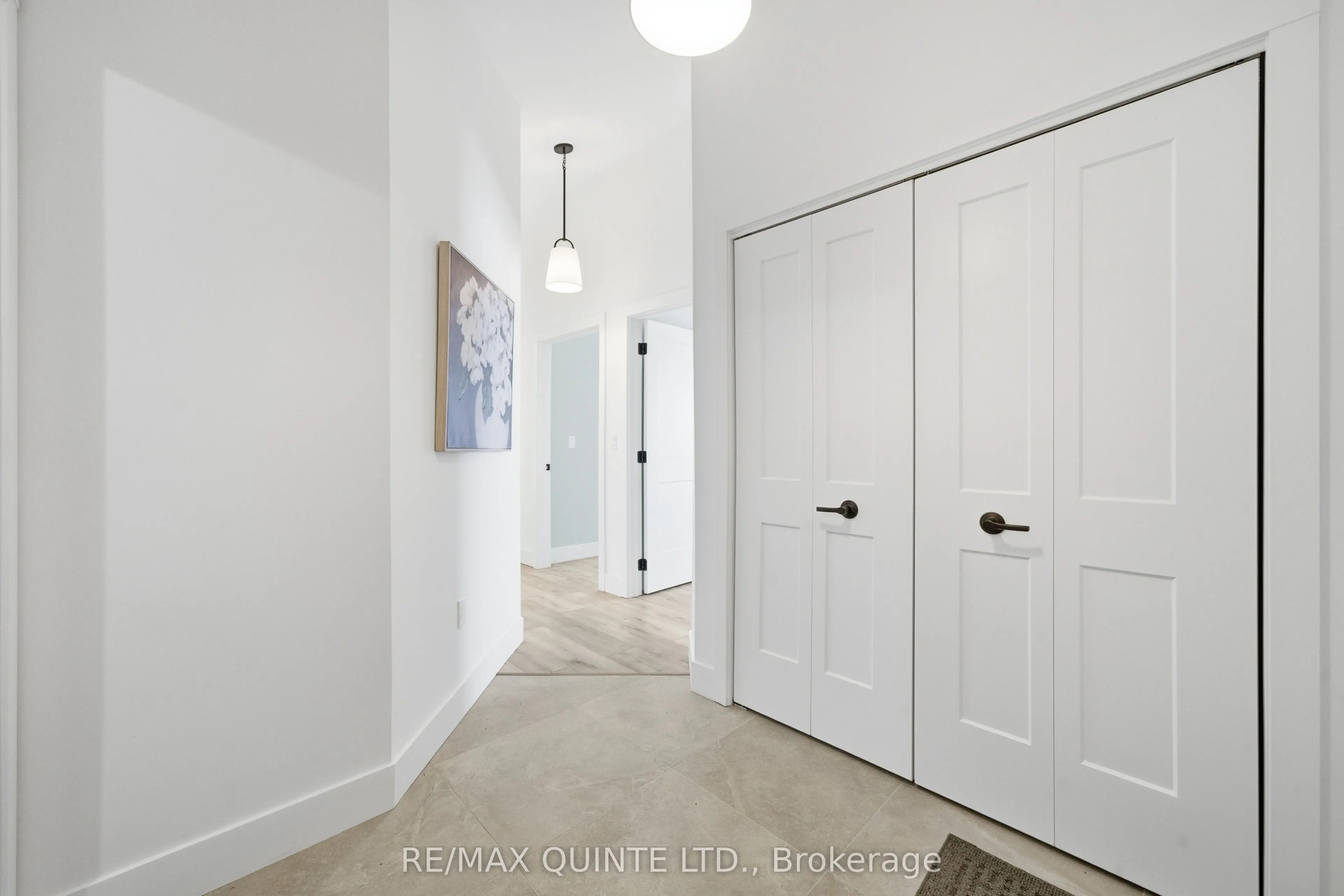 225 Mitchells Crossroad
