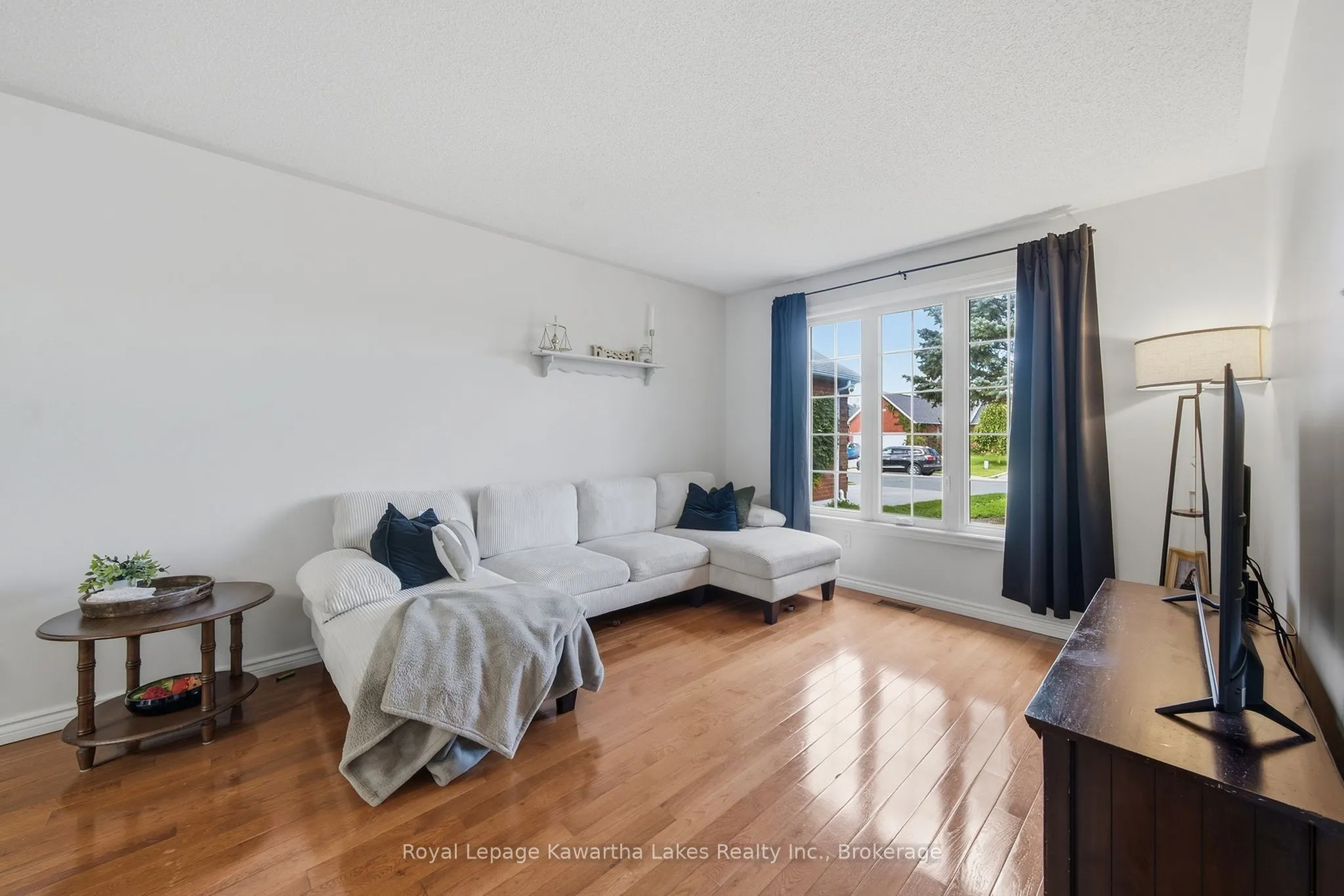 1220 Wildlark Drive