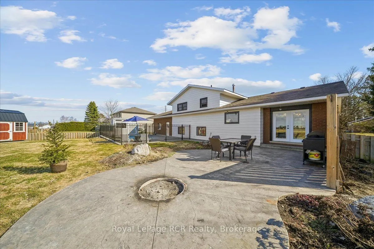 883 30th Street W