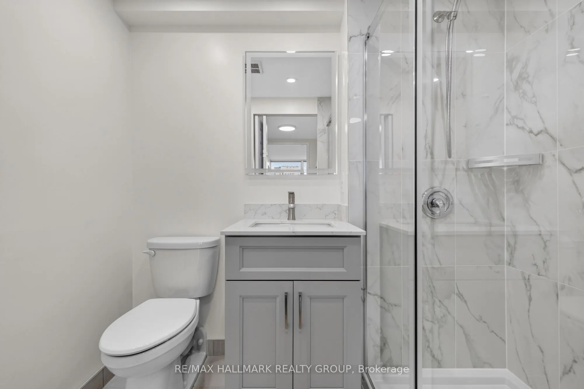 530 Laurier Avenue W #901