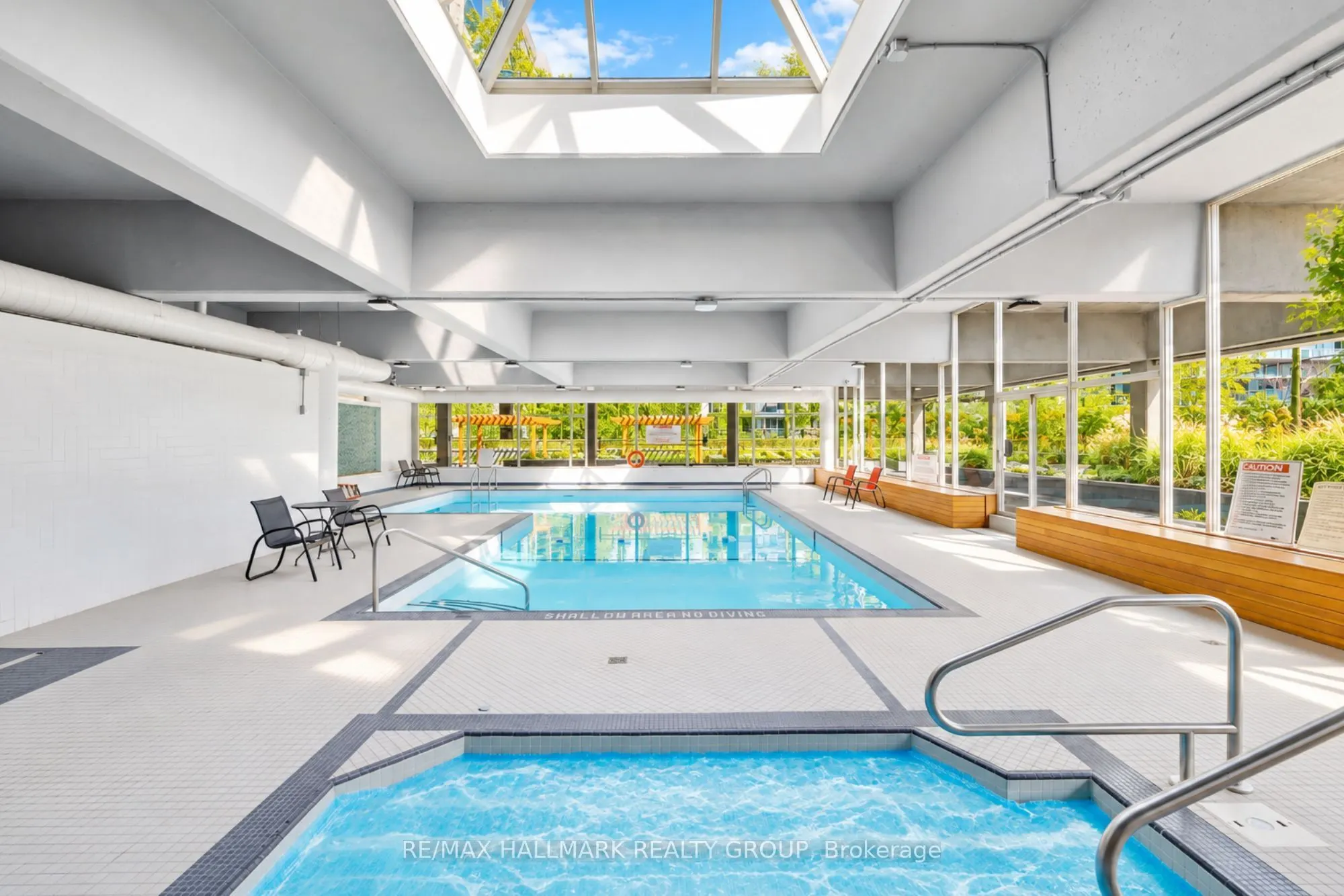 530 Laurier Avenue W #901