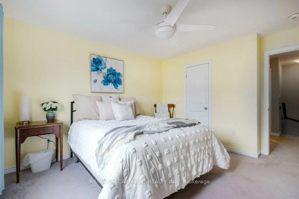 377 GLANCASTER Road #38