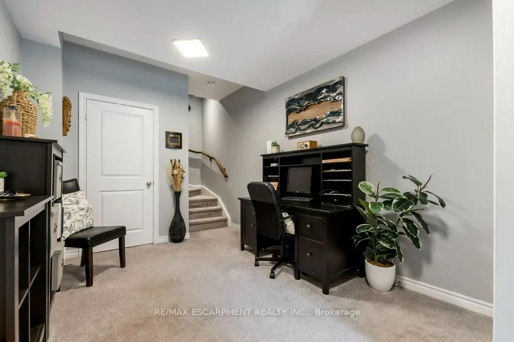 377 GLANCASTER Road #38