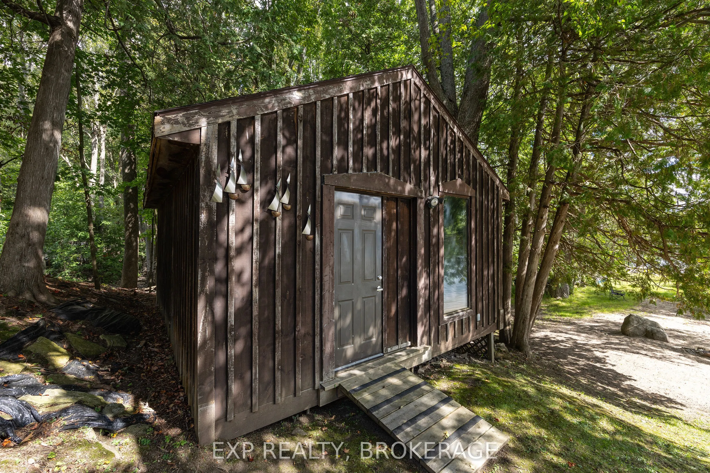 2119 Hambly Lane