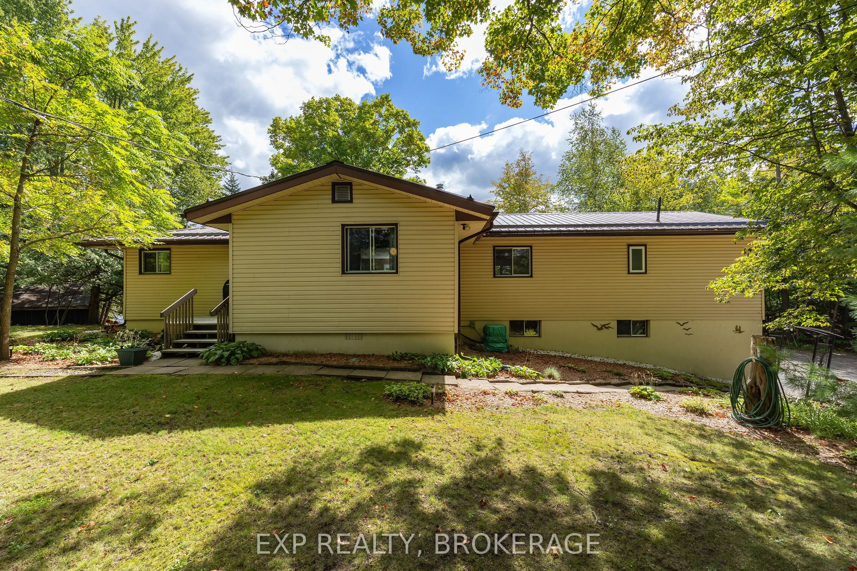 2119 Hambly Lane