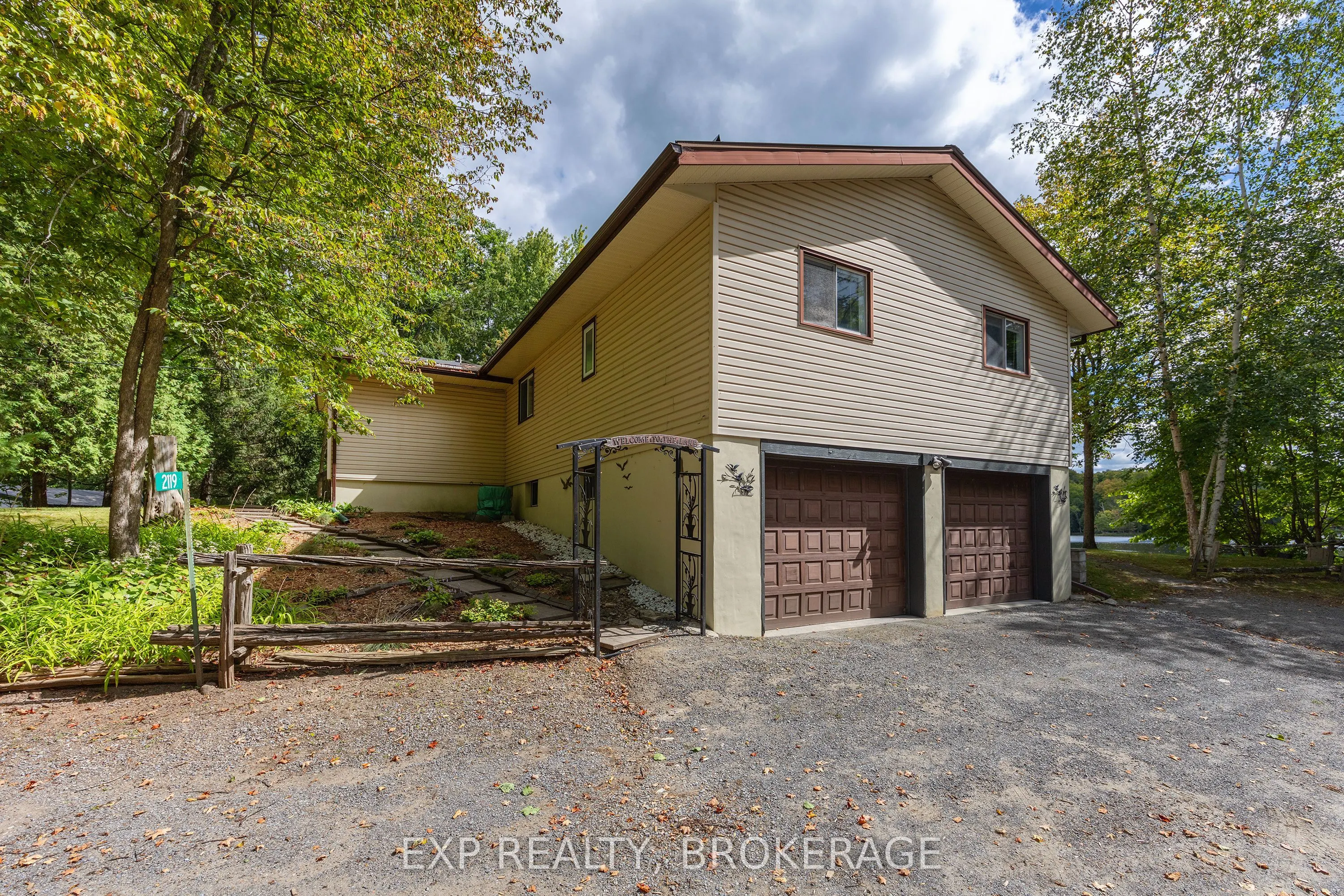 2119 Hambly Lane