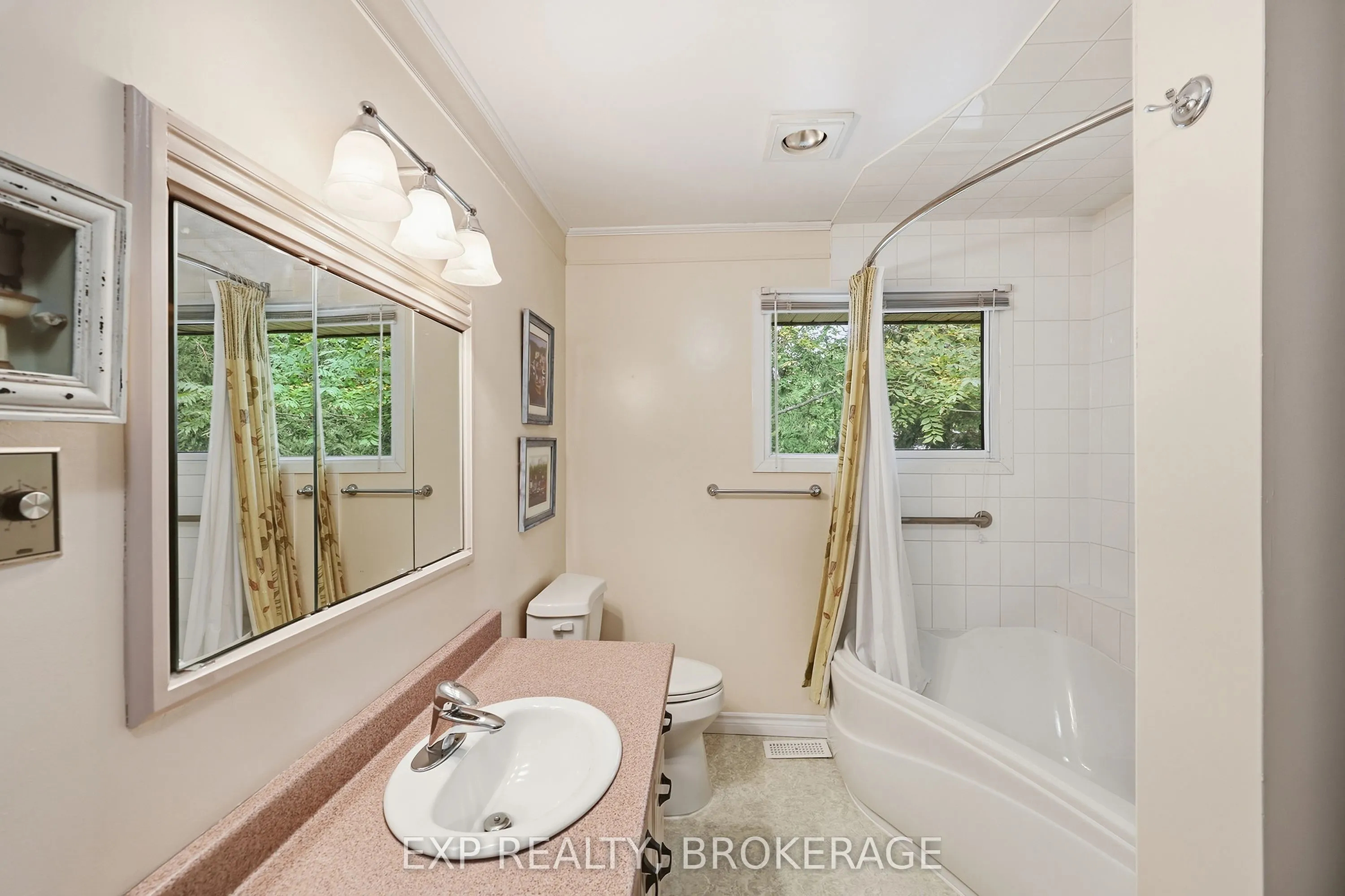 2119 Hambly Lane