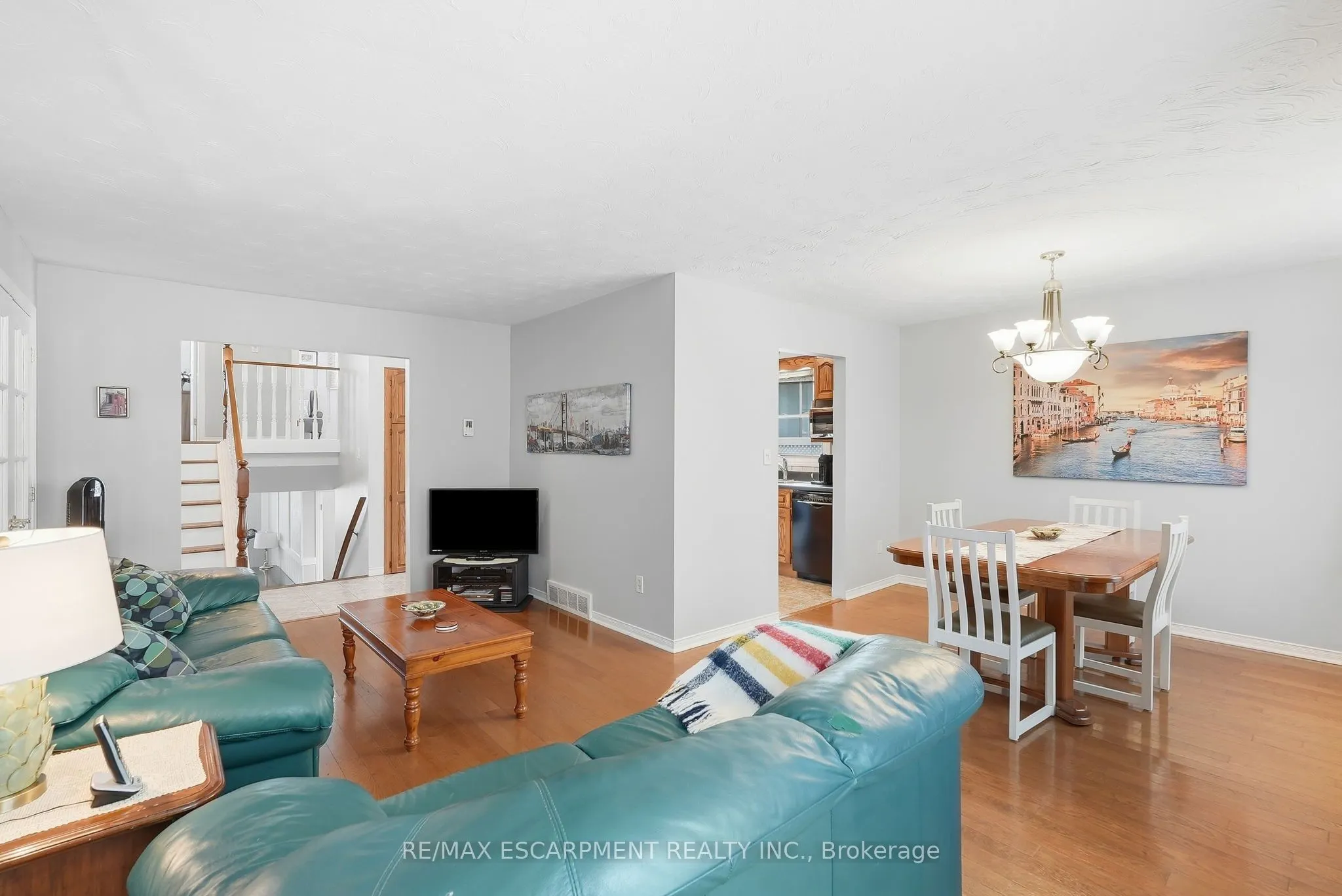 10 Audubon Street N