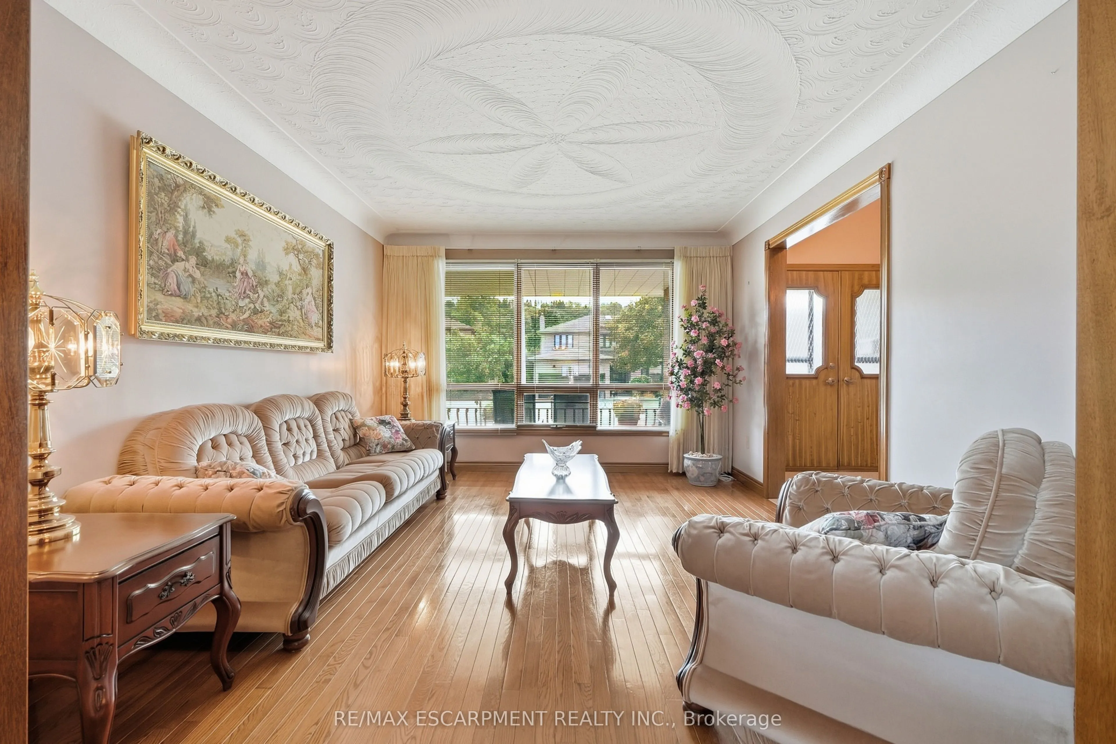 7 Vinehill Drive