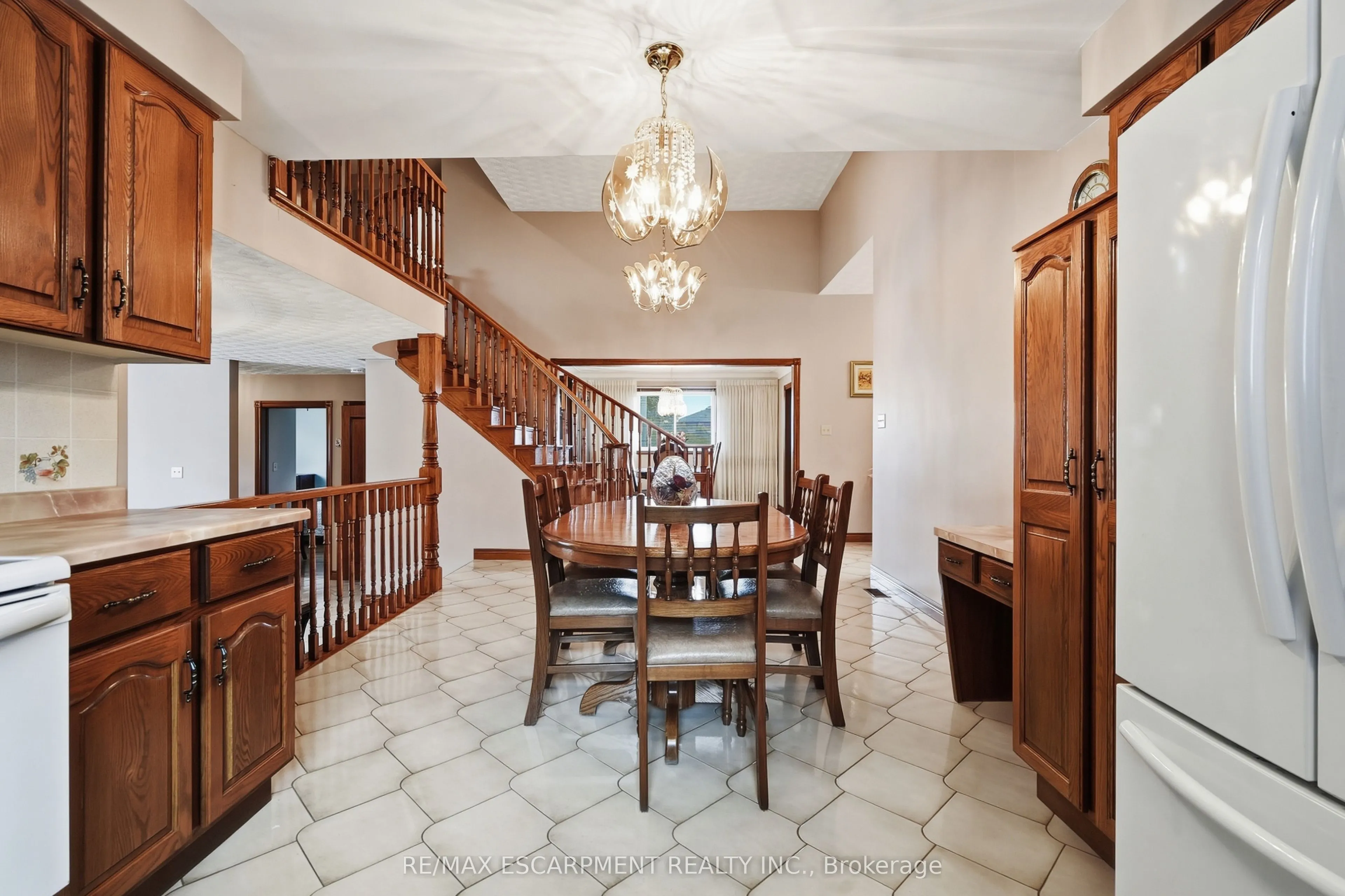 7 Vinehill Drive