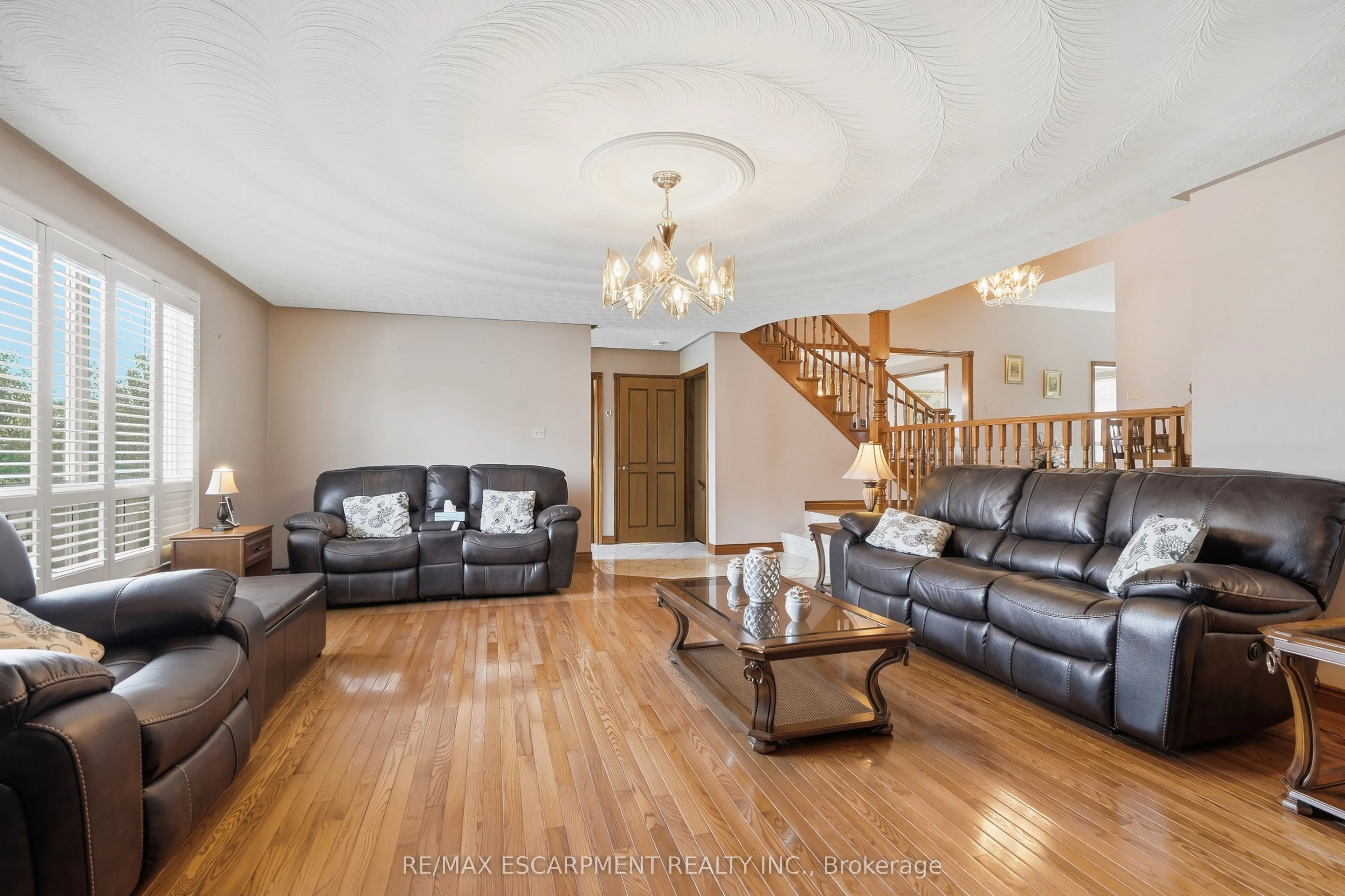 7 Vinehill Drive