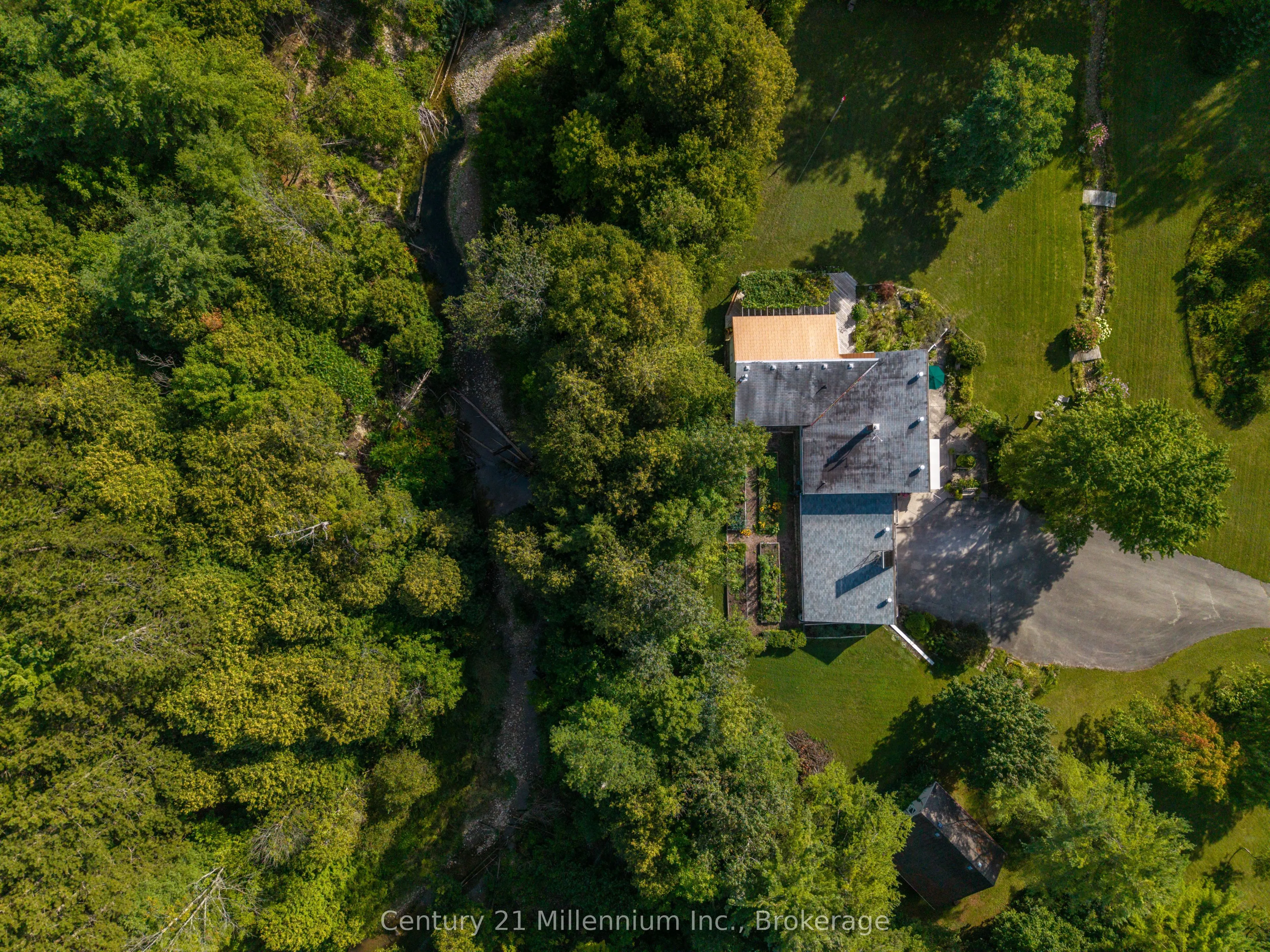 359485 Bayshore Road