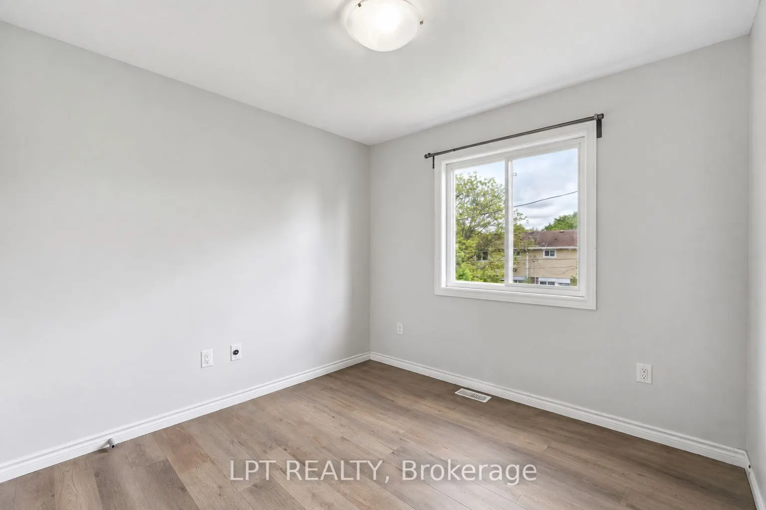 217 Louise Street
