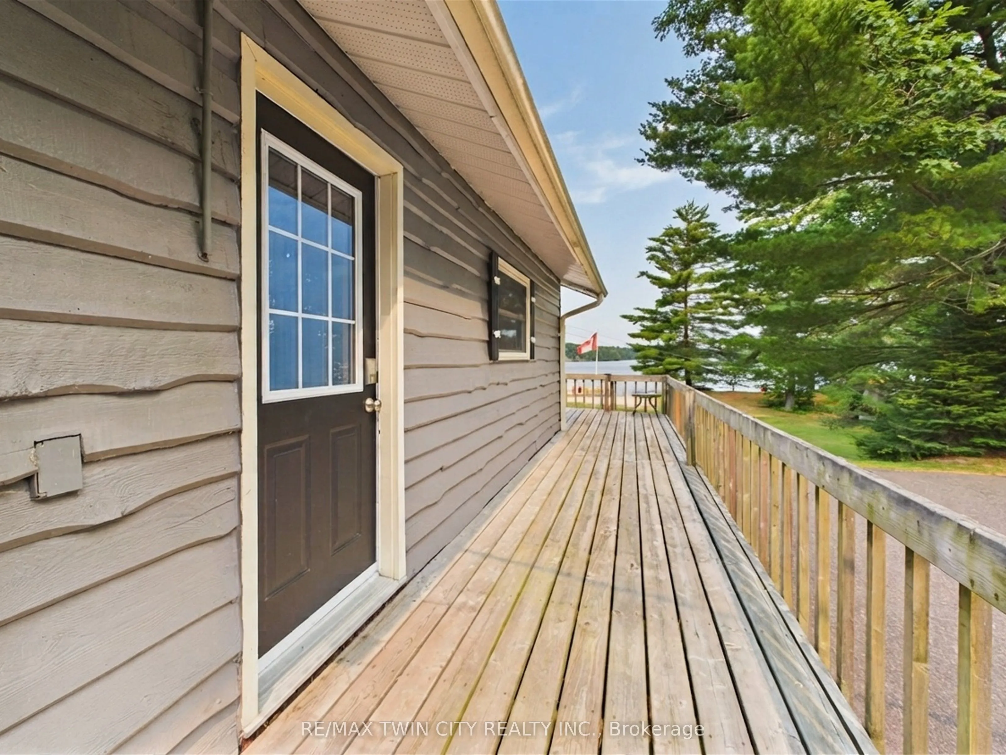 51 Mckellar Lake Road