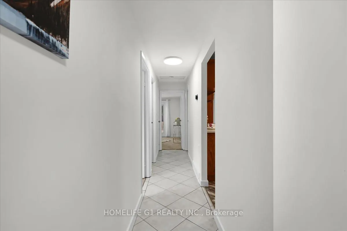 19 Milton Avenue W