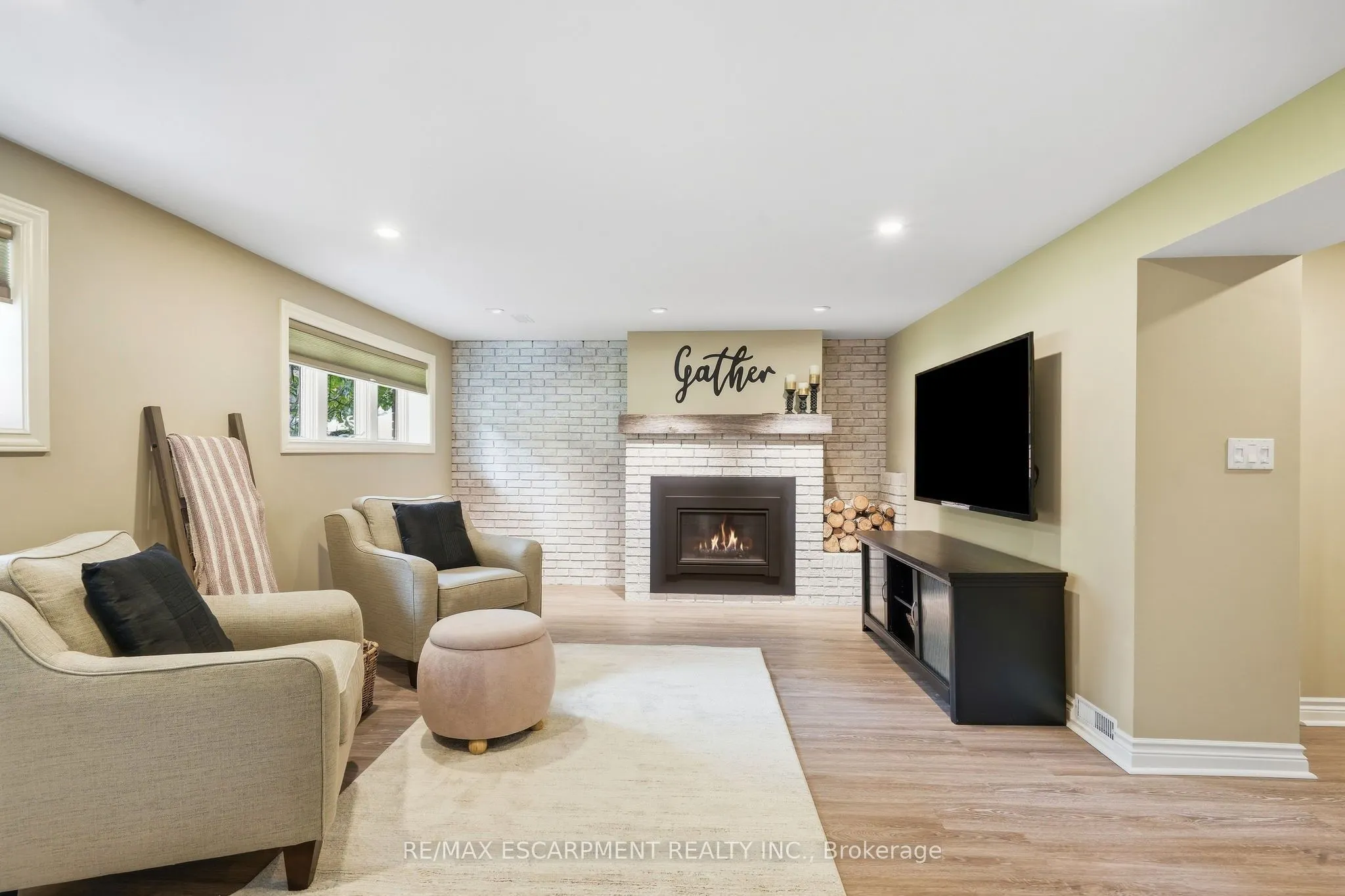 39 Rosemount Avenue