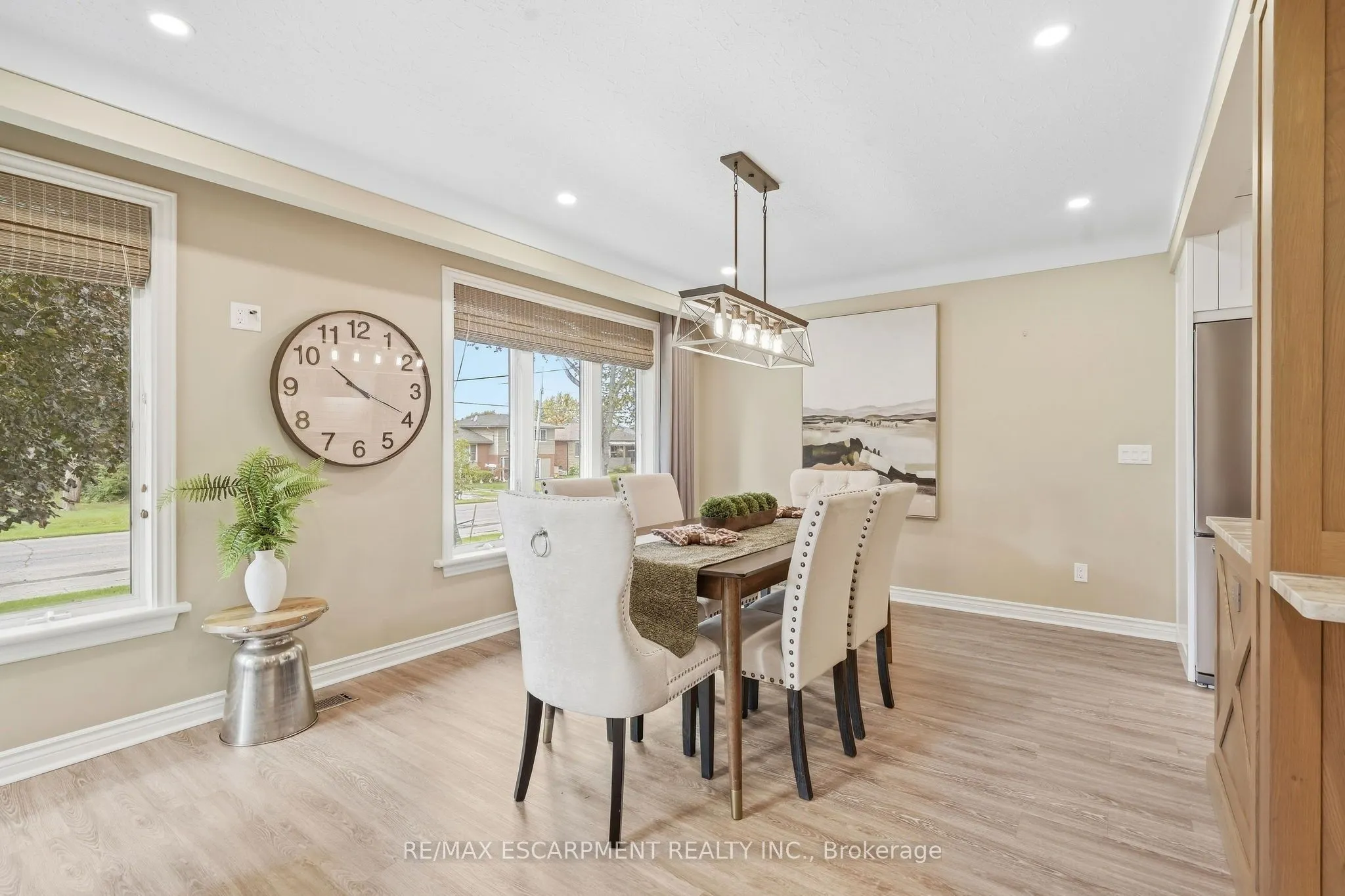 39 Rosemount Avenue