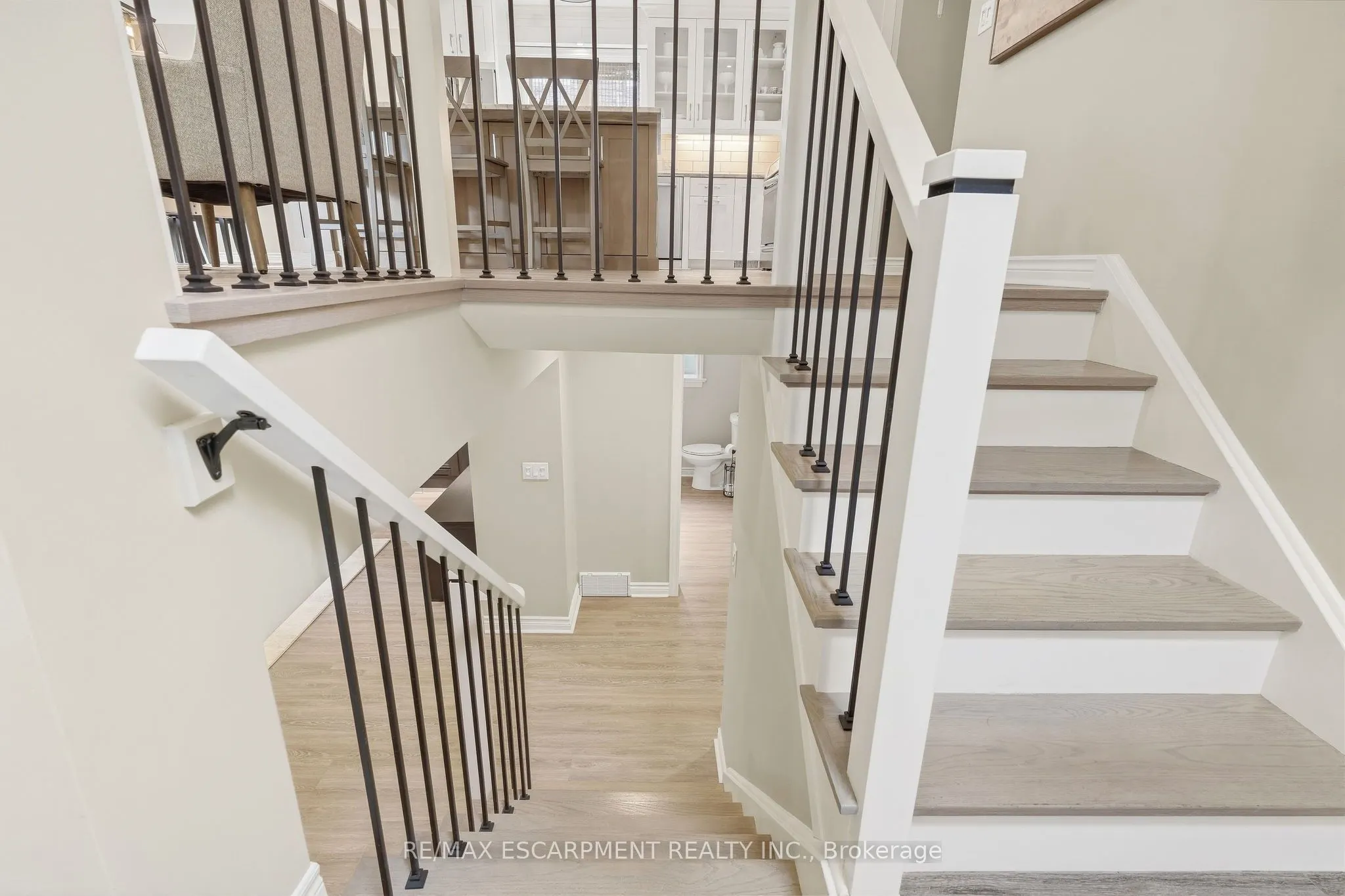 39 Rosemount Avenue