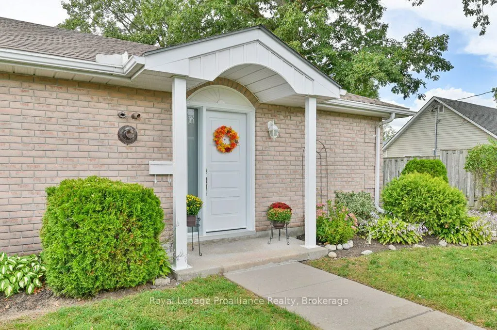 351 Cannifton Road N #20