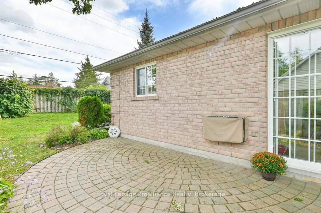 351 Cannifton Road N #20