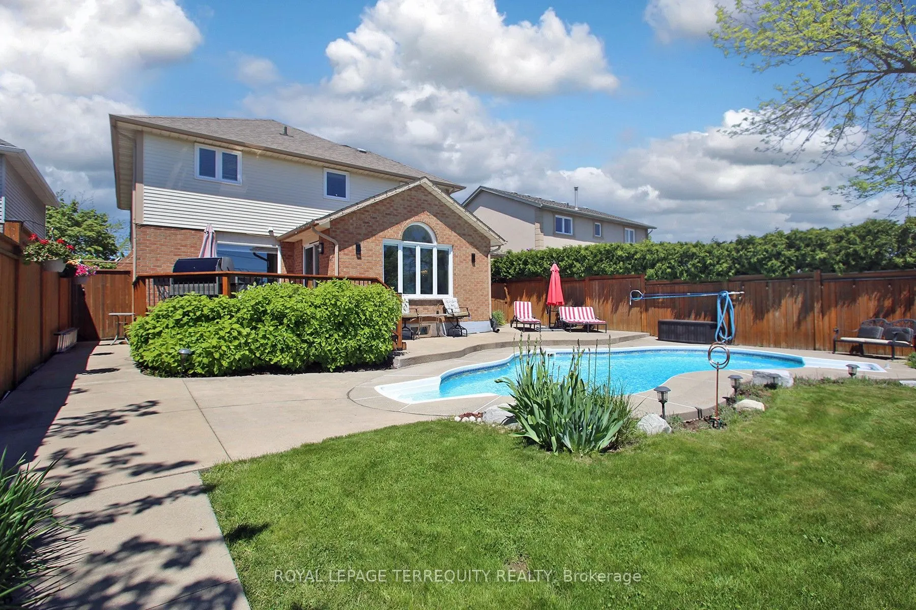 3 Riviera Ridge