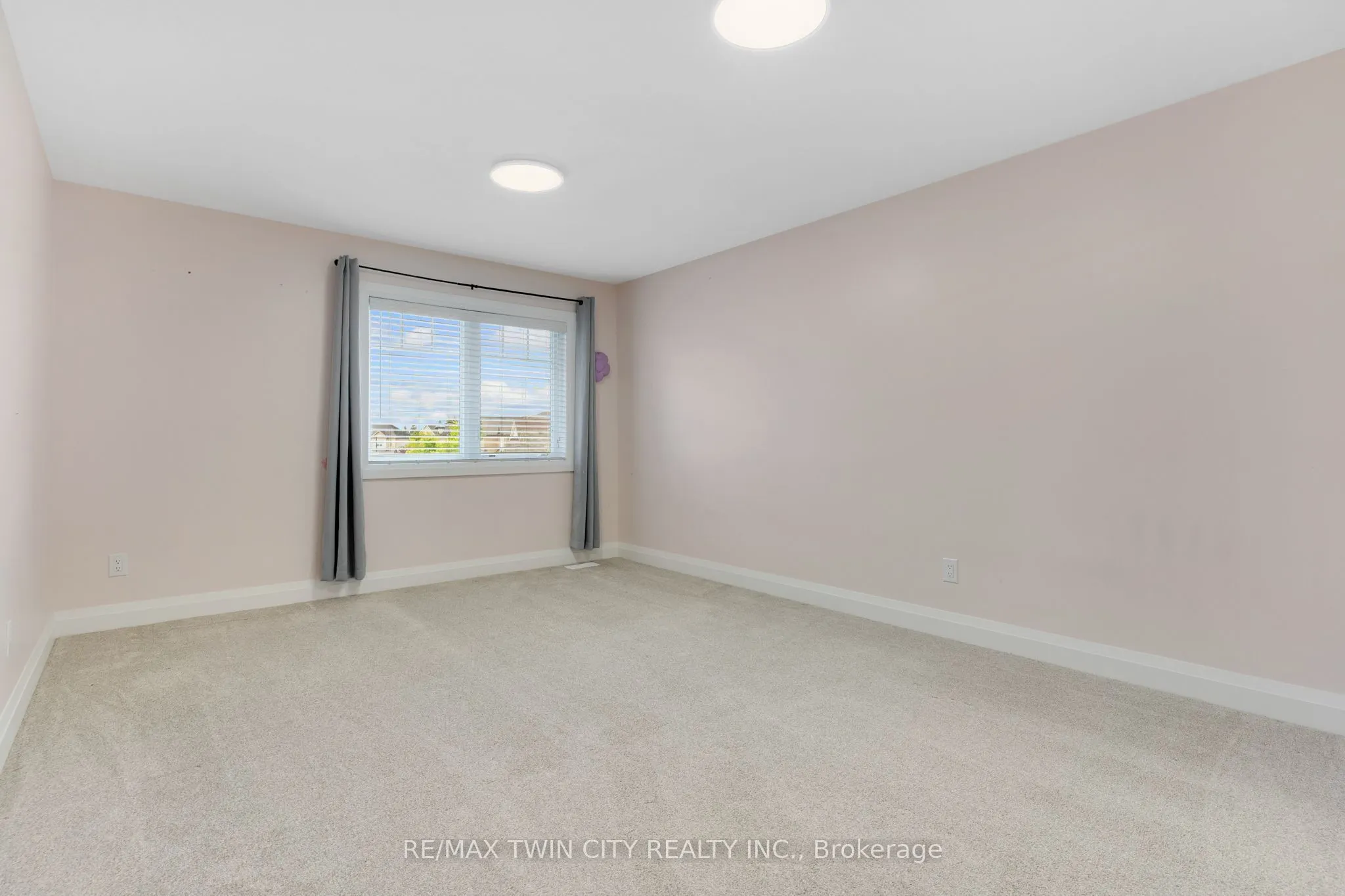 7 Joseph Street