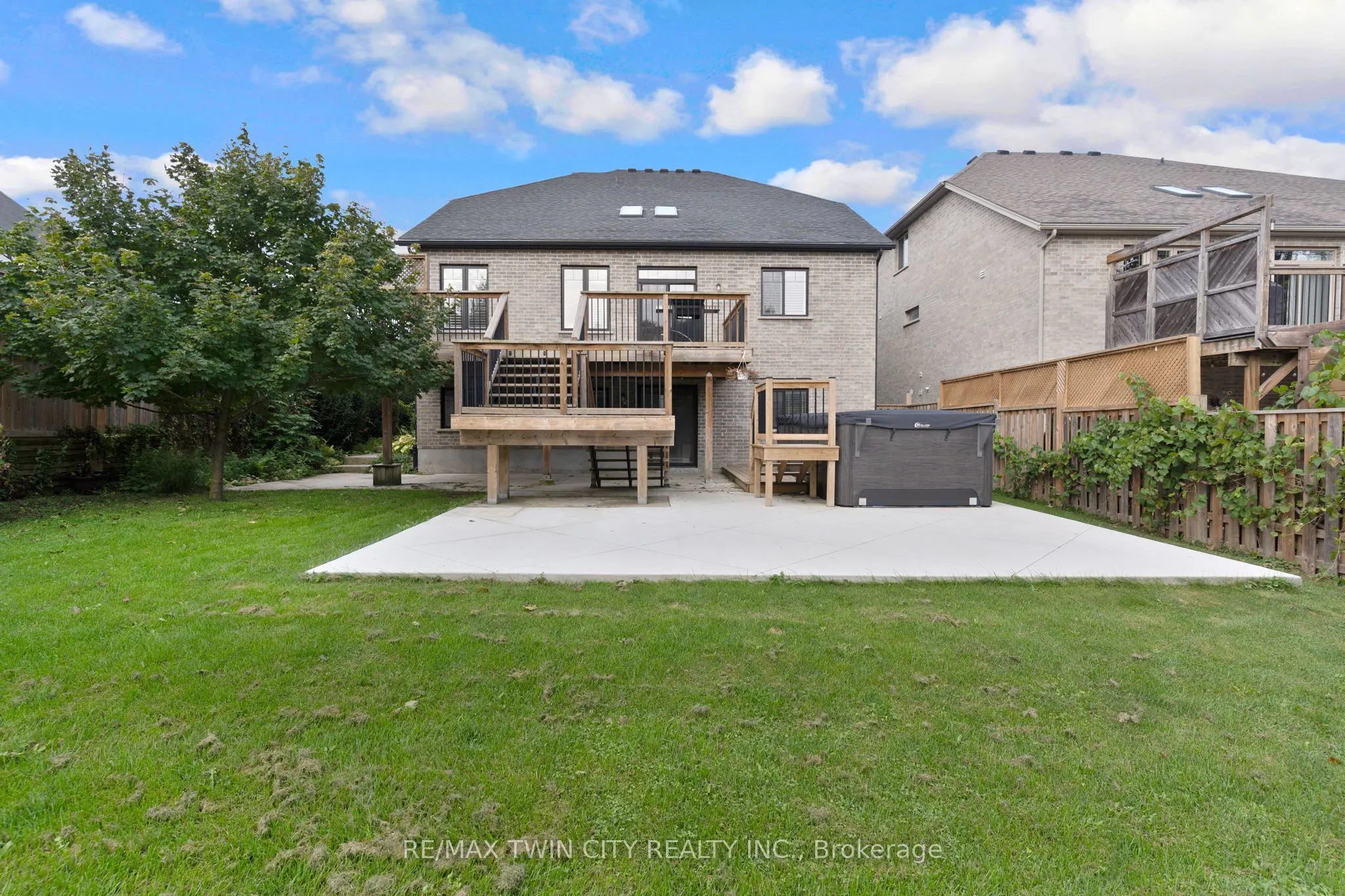 7 Joseph Street