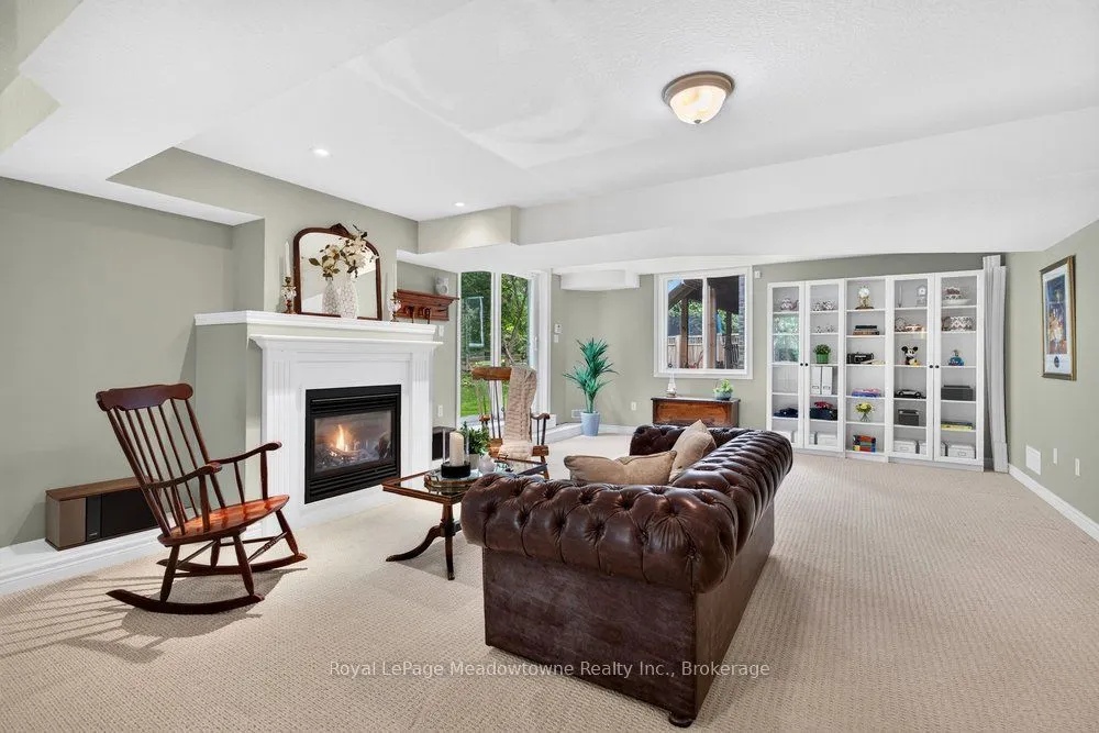 100 Sammon Drive